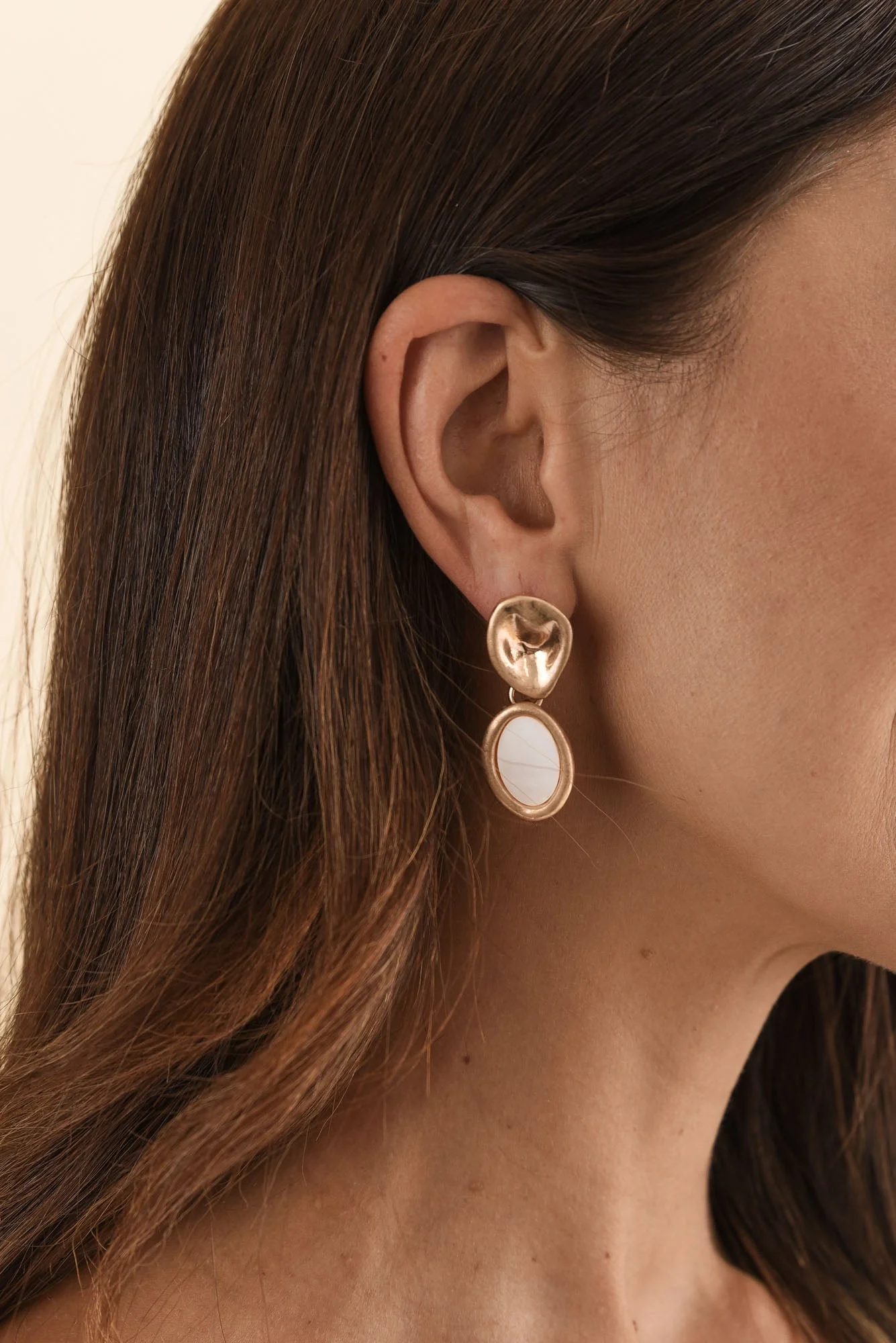Felitia Gold Disc Drop Earrings - Image 2