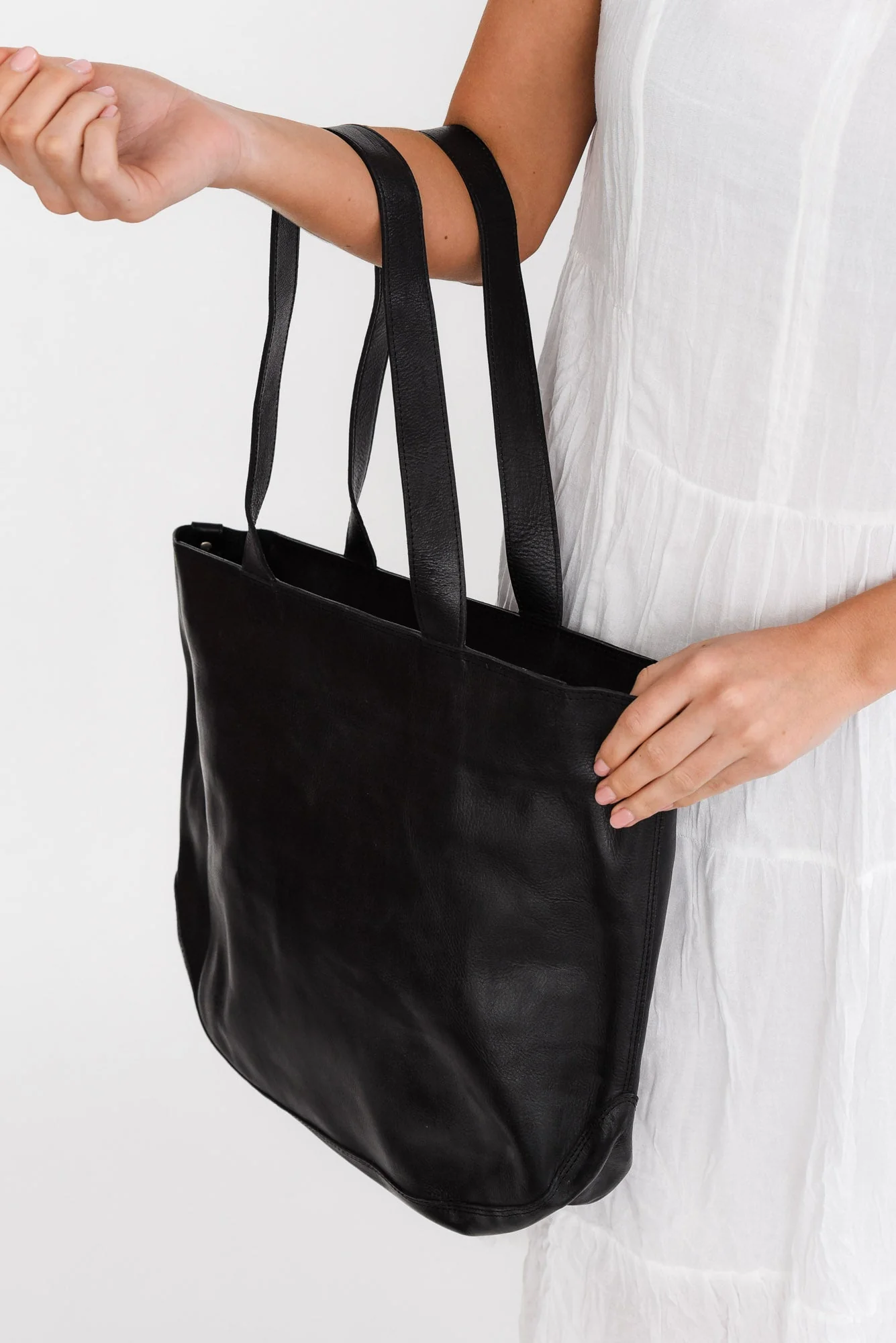 Fenna Black Leather Tote - Image 5