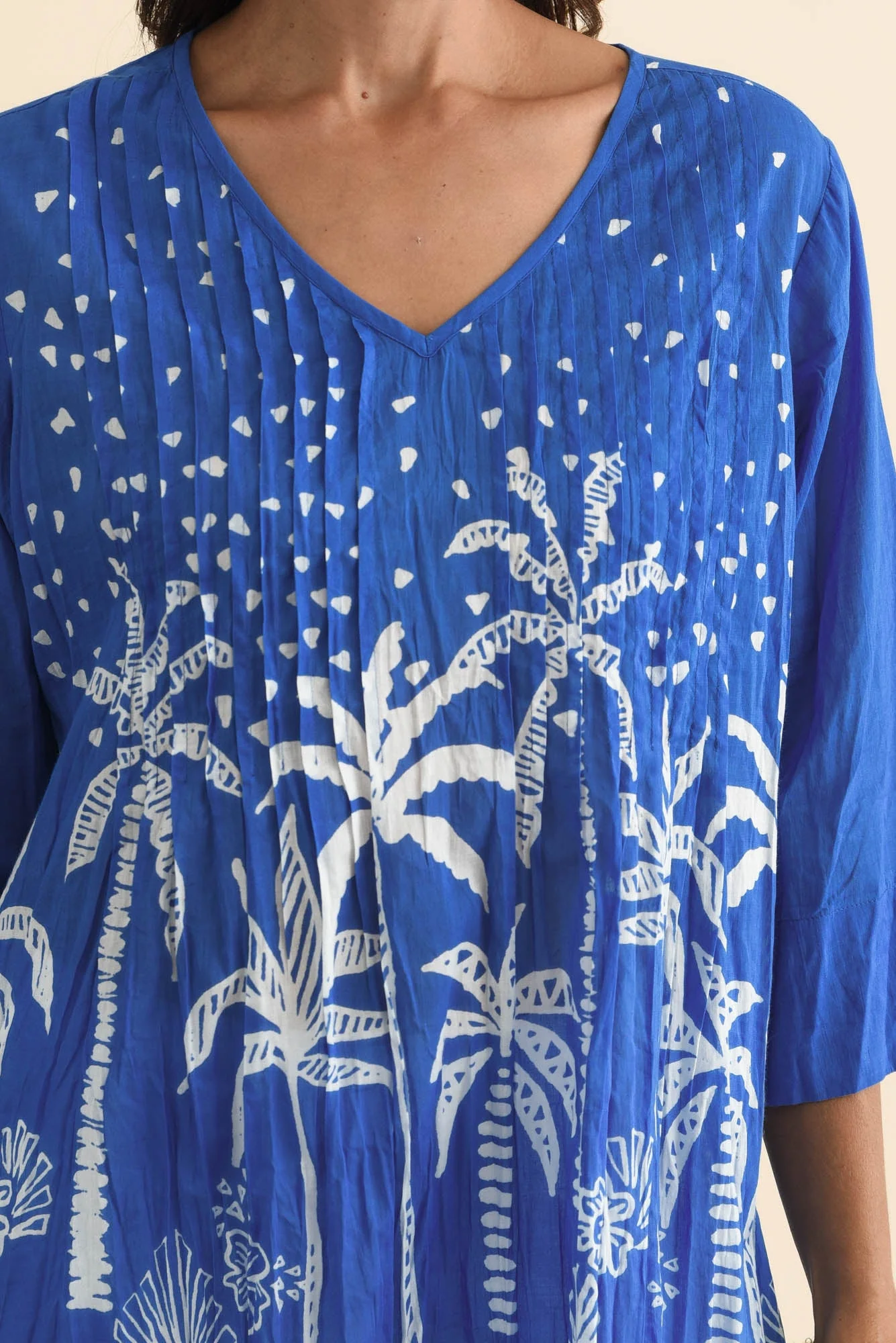 Fia Cobalt Palm Sleeved Crinkle Cotton Top - Image 5