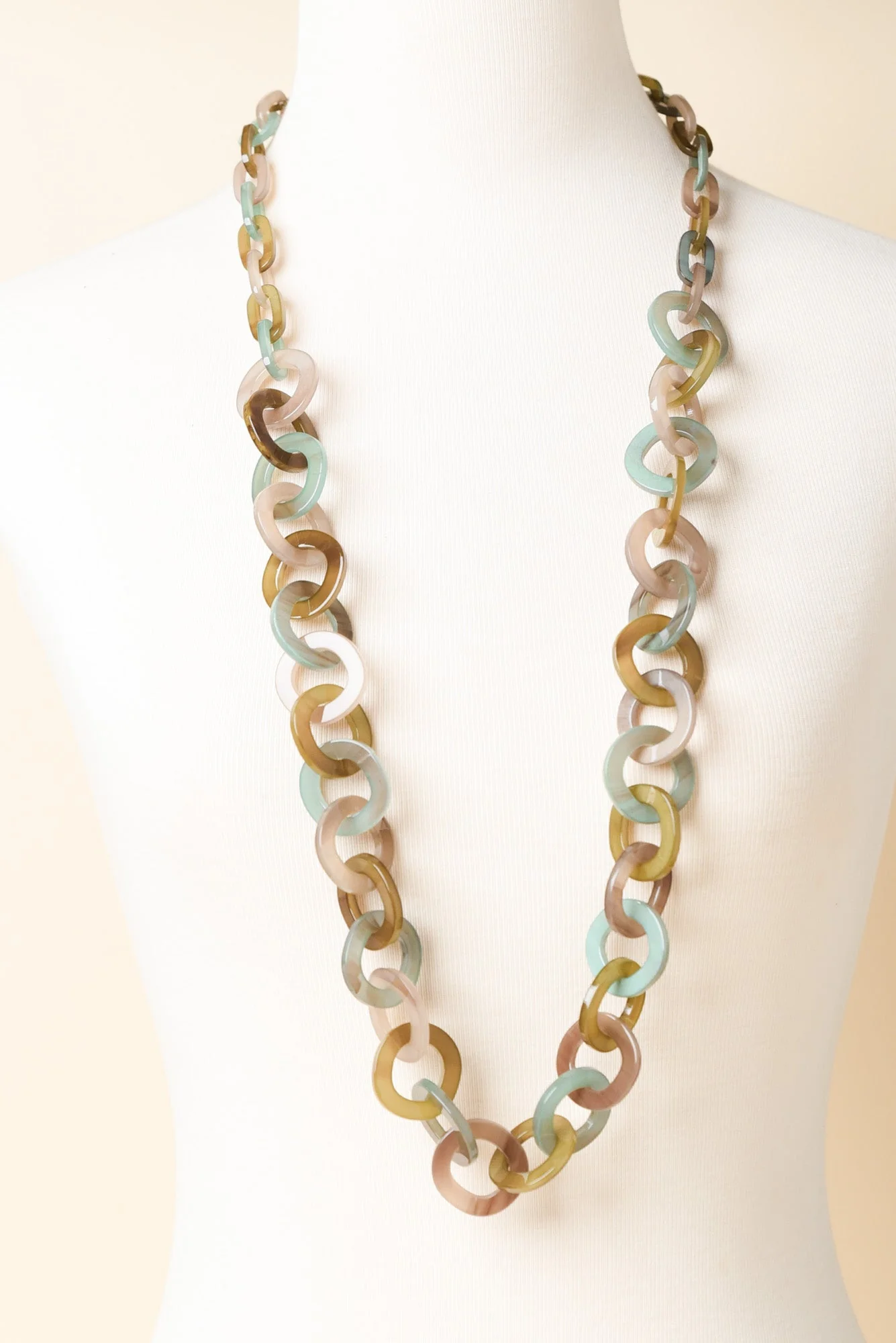 Fisher Green Resin Link Necklace - Image 2