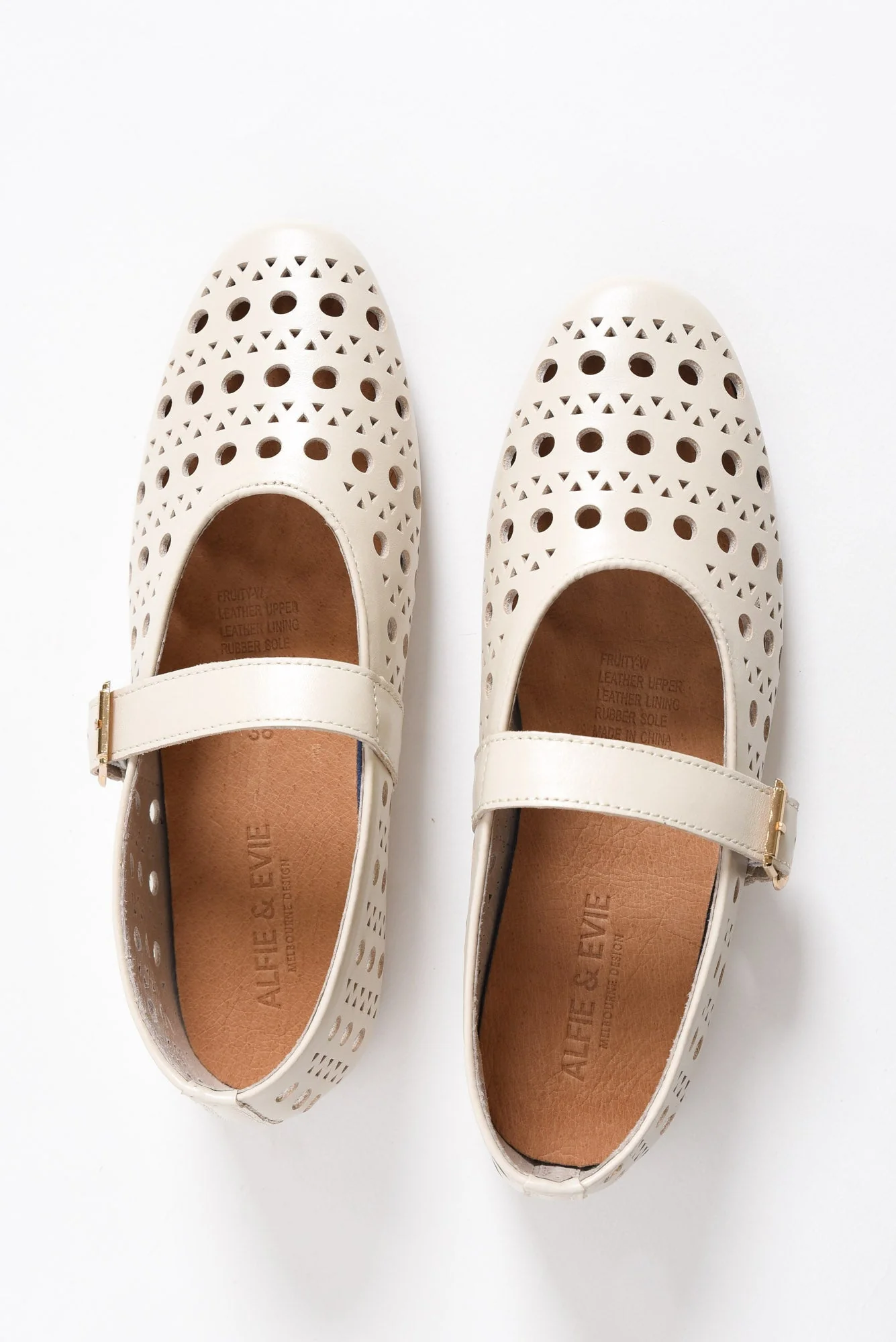 Fruity Cream Leather Ballet Flat - Image 4