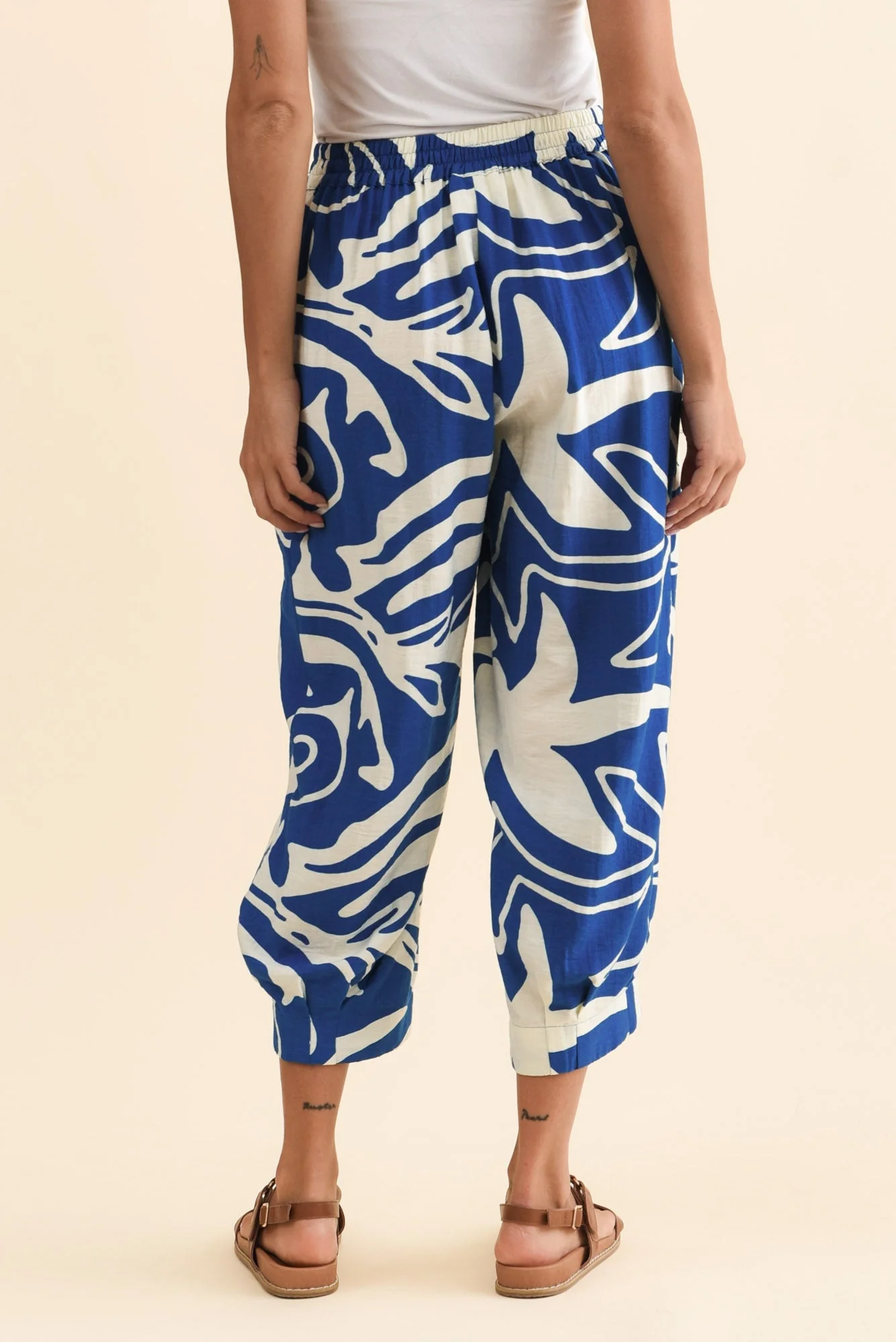 Hallie Cobalt Palm Pocket Pants - Image 4