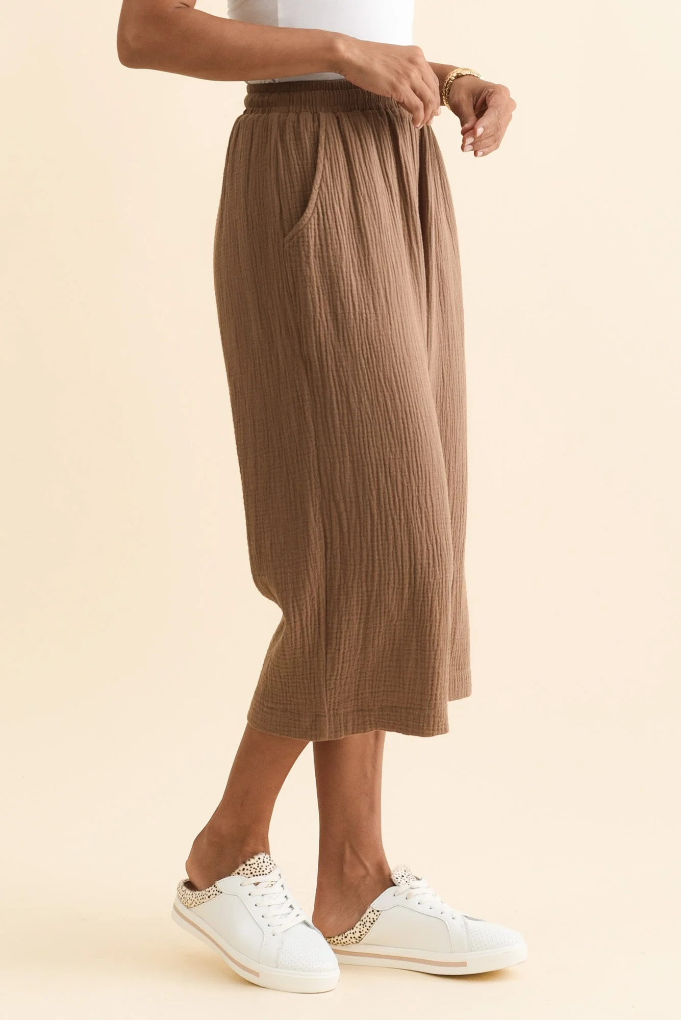 Harvey Mocha Cotton Cheesecloth Cropped Pants - Image 4