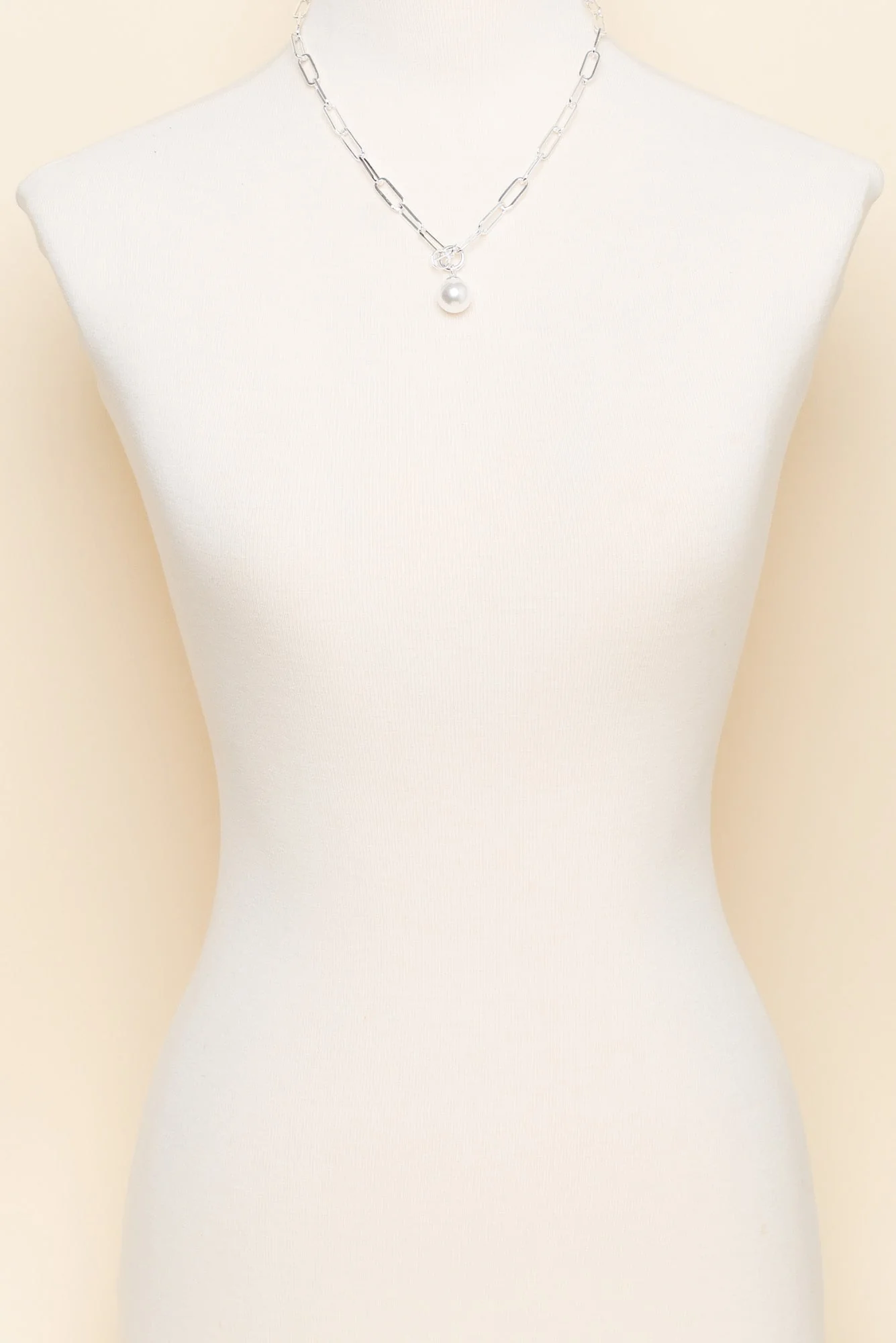 Hayley Silver Pearl Pendant Necklace - Image 2