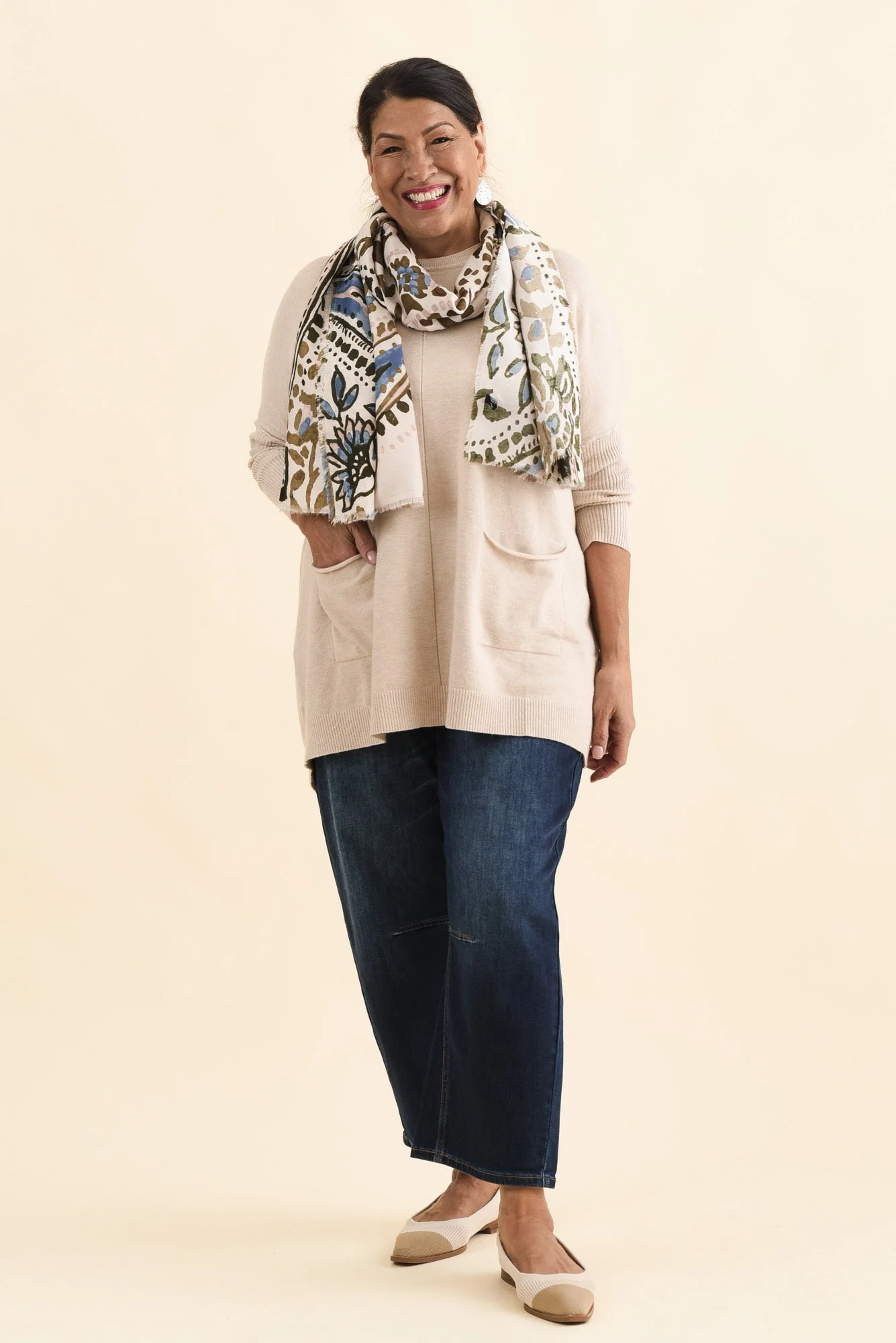 Helsinki Beige Knit Pocket Sweater - Image 9