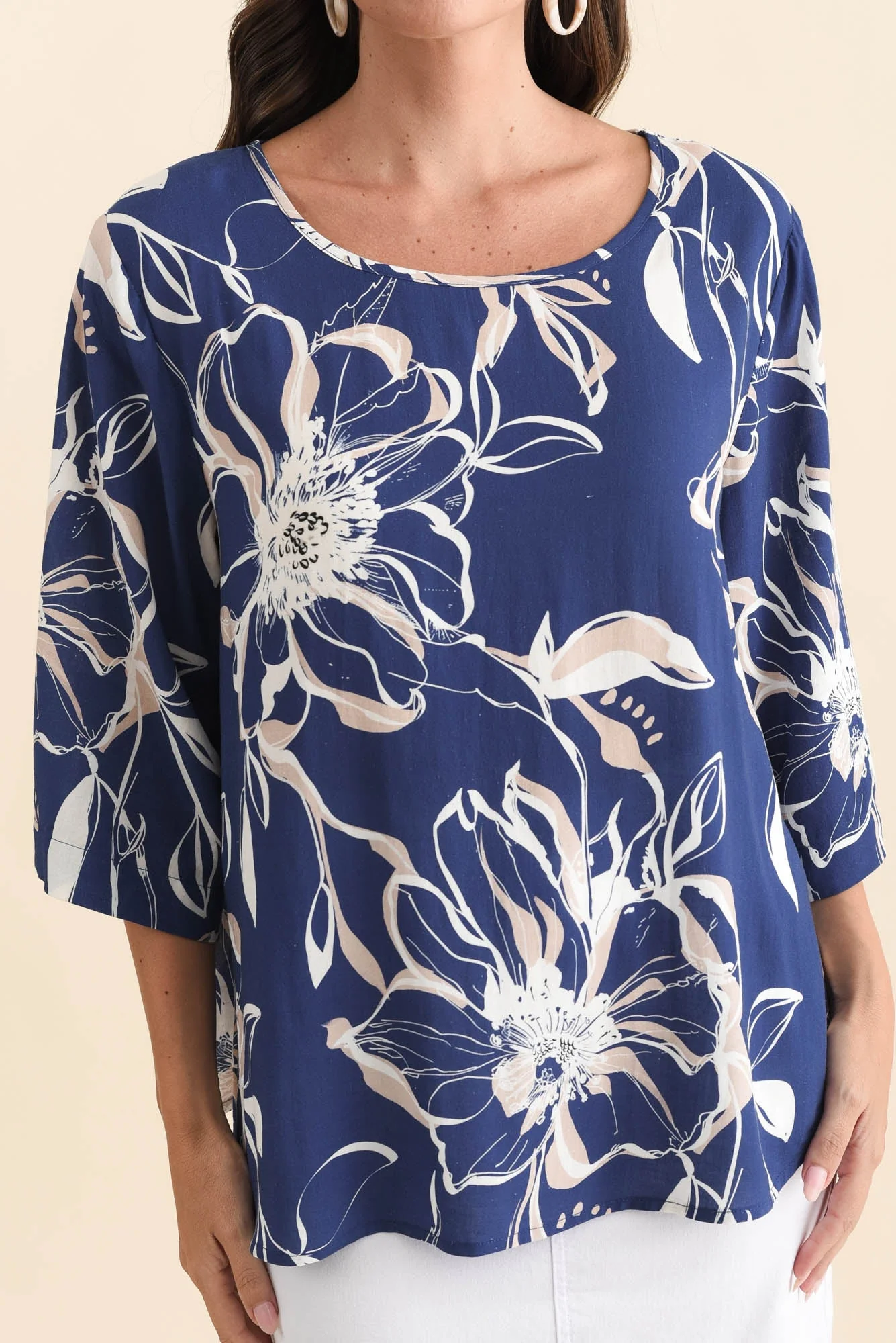 Hepburn Blue Flower Linen Blend Top - Image 6