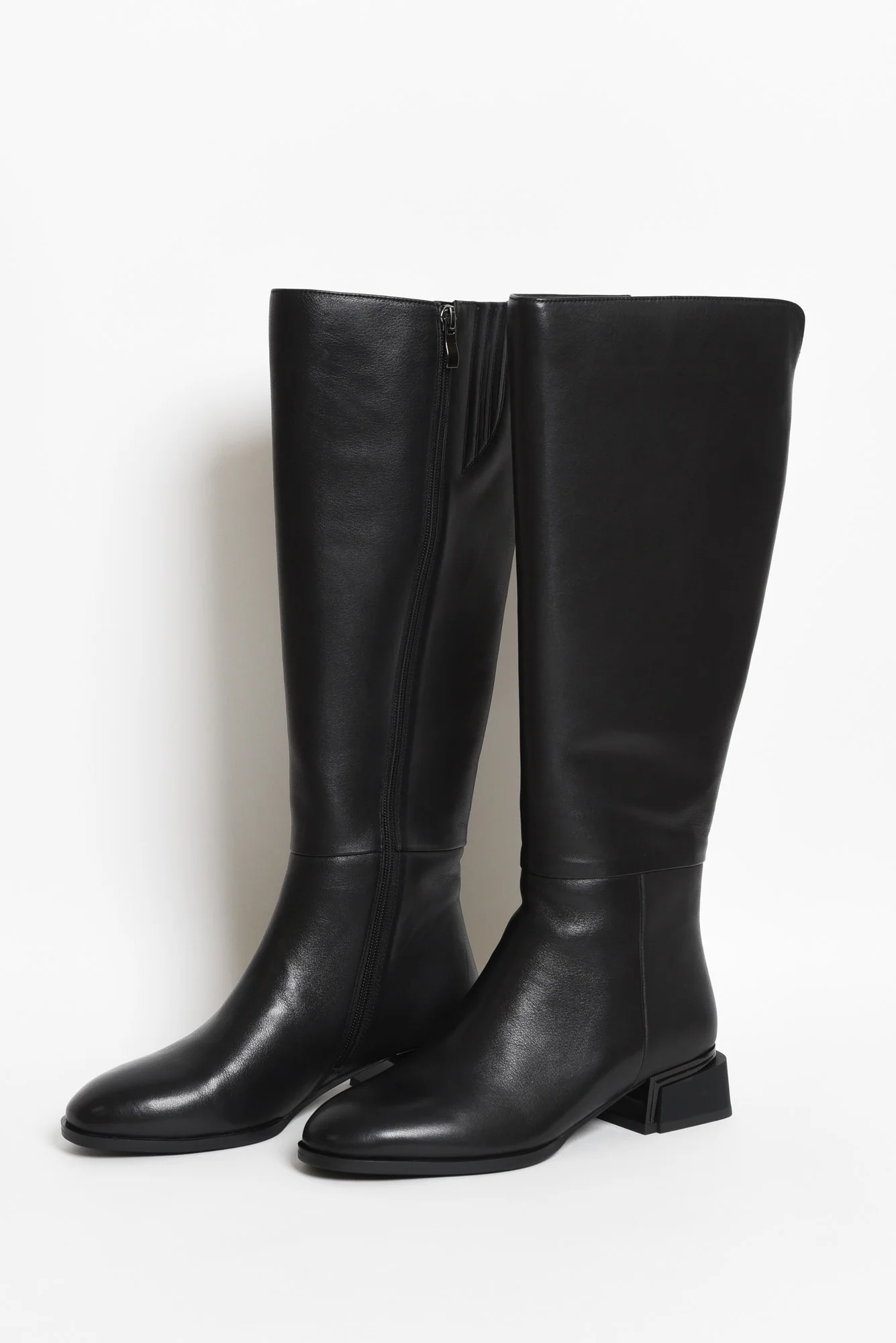 Hero Black Leather Knee Boot - Image 4