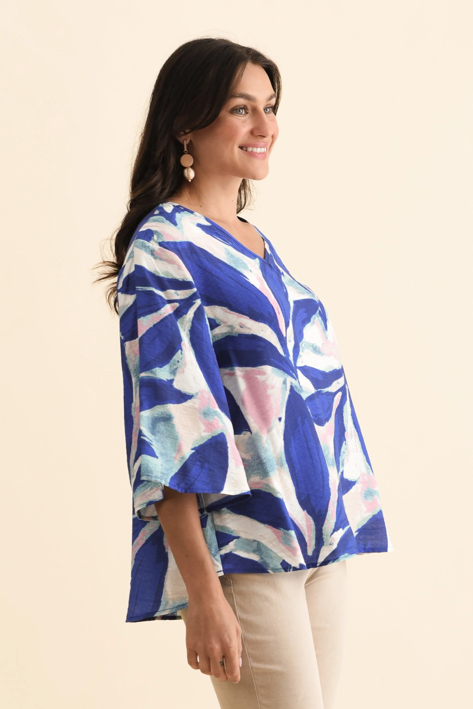 Janelle Blue Leaf V Neck Top - Image 3