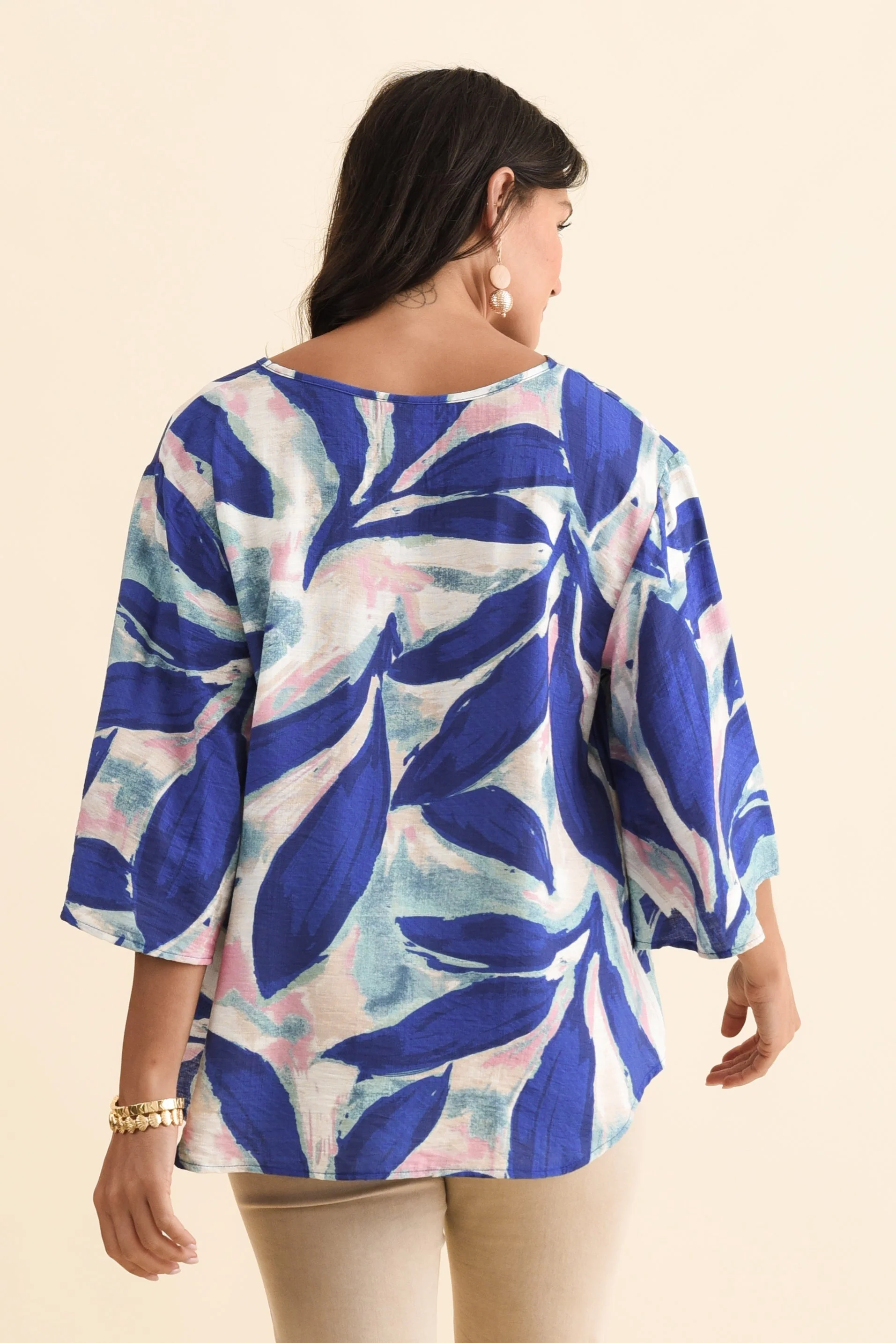 Janelle Blue Leaf V Neck Top - Image 4