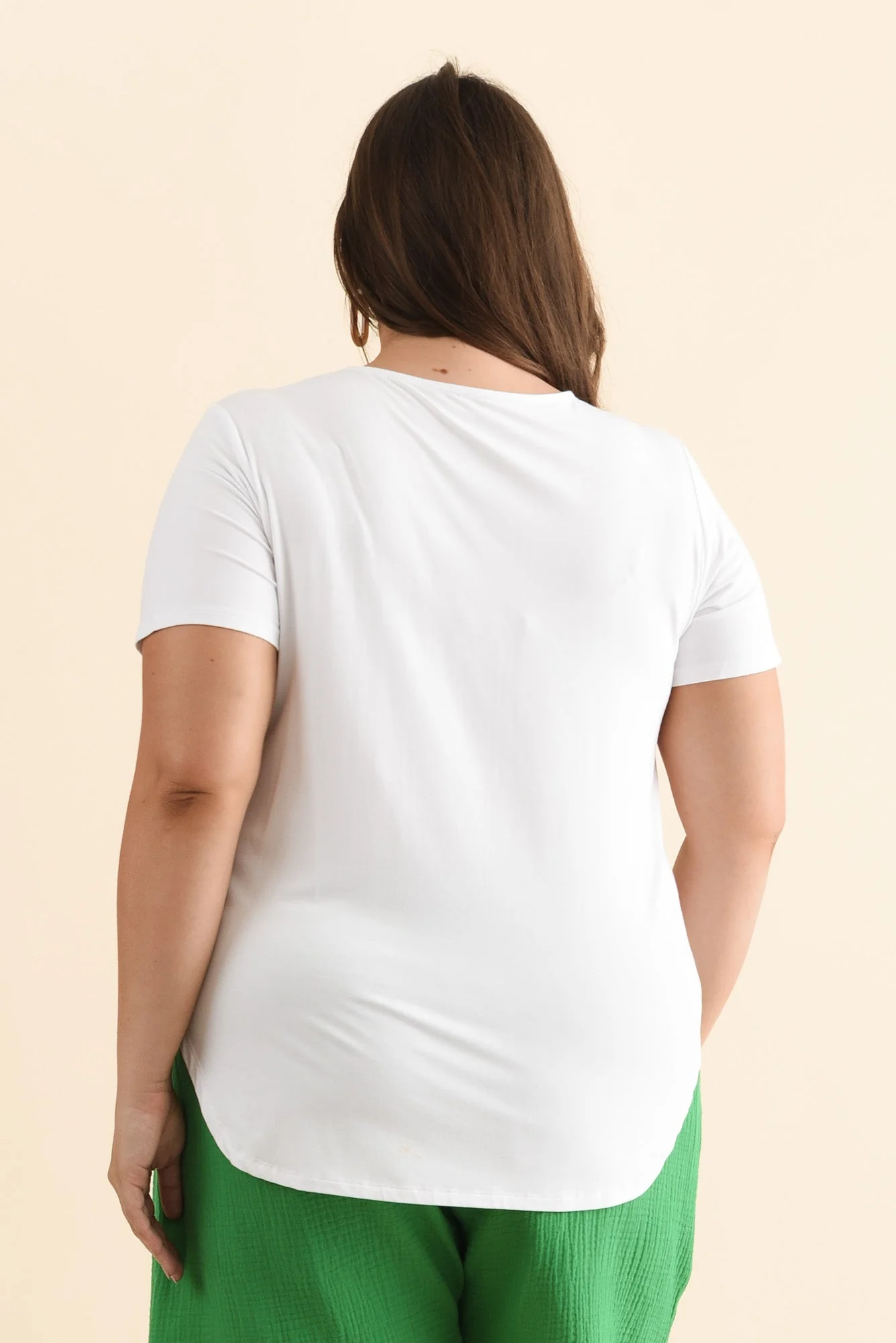 Janis White Bamboo Tee - Image 15