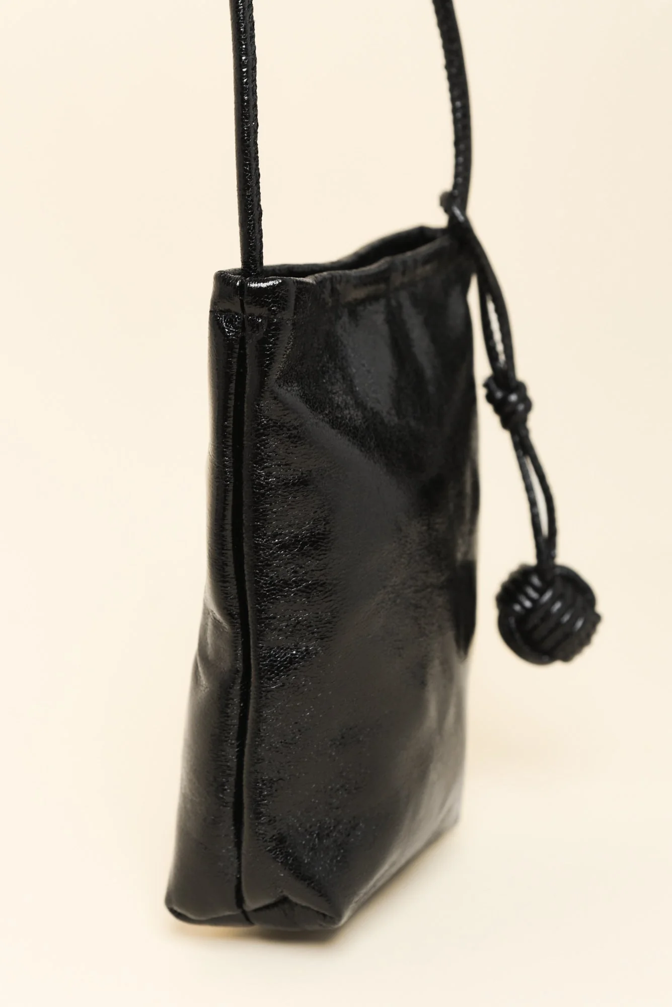 Jimmy Metallic Black Crossbody Bag - Image 2