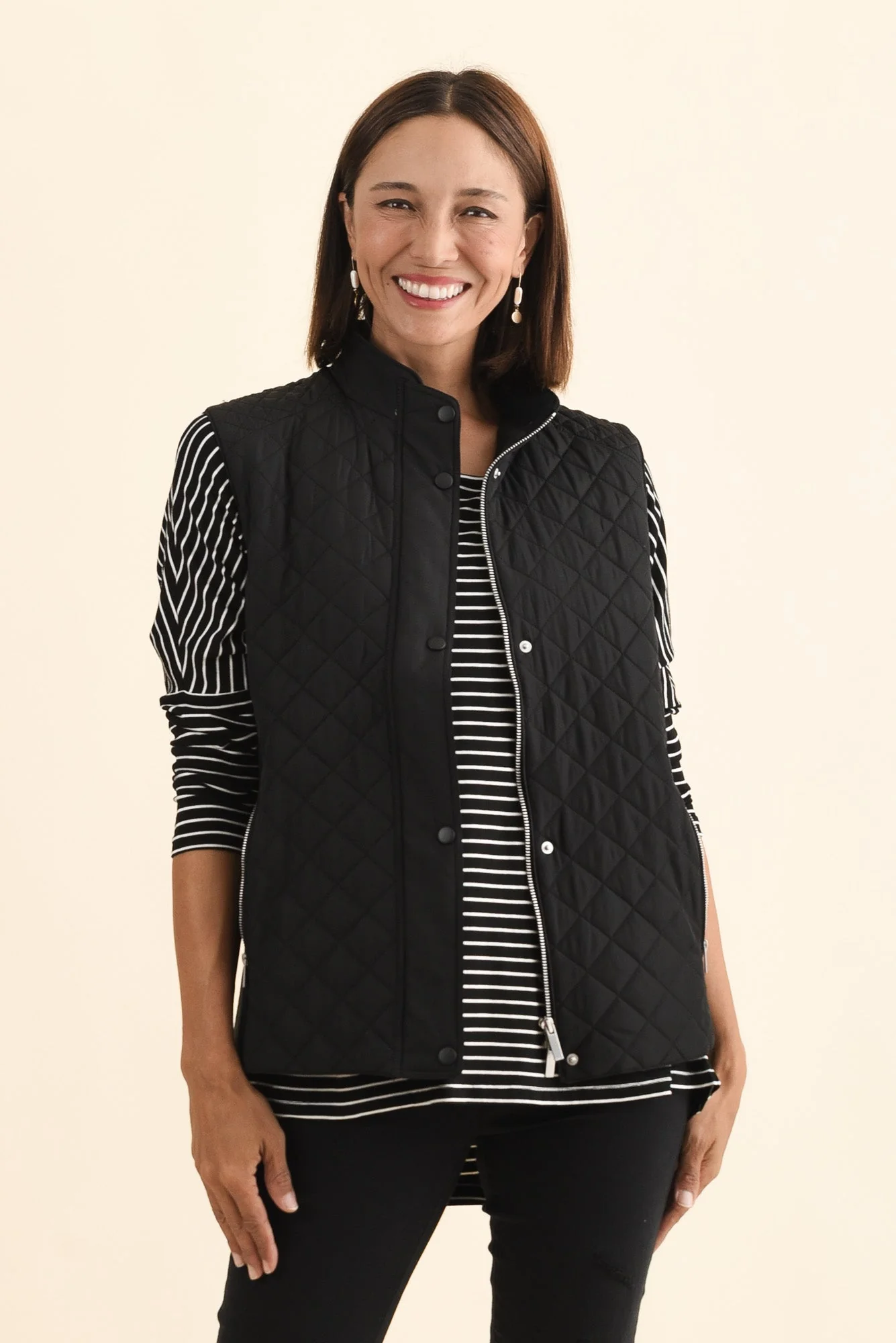 Joey Black Puffer Vest - Image 2