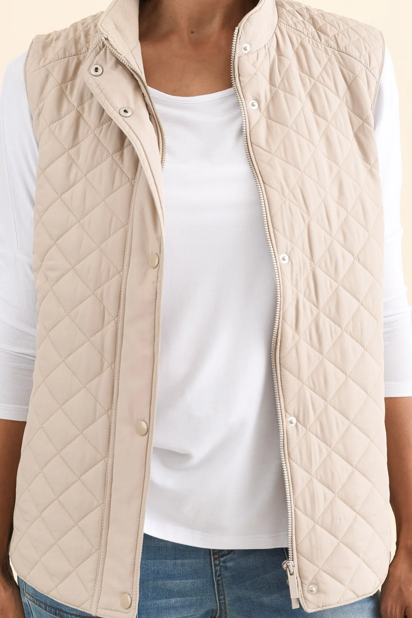 Joey Cream Puffer Vest - Image 5