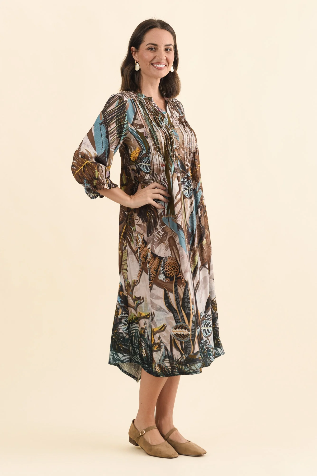 Kalmia Brown Jungle Pleated Tie Dress - Image 4