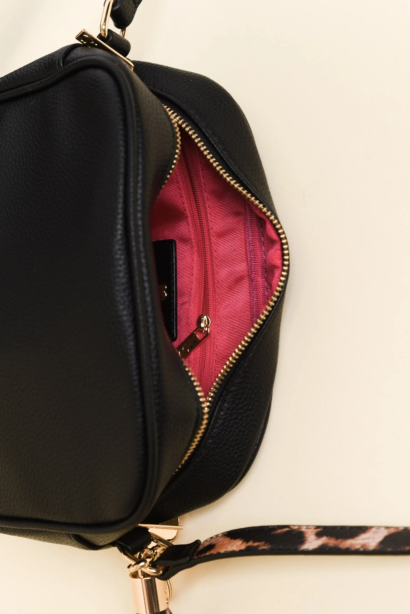 Katie Black Trim Crossbody Bag - Image 3