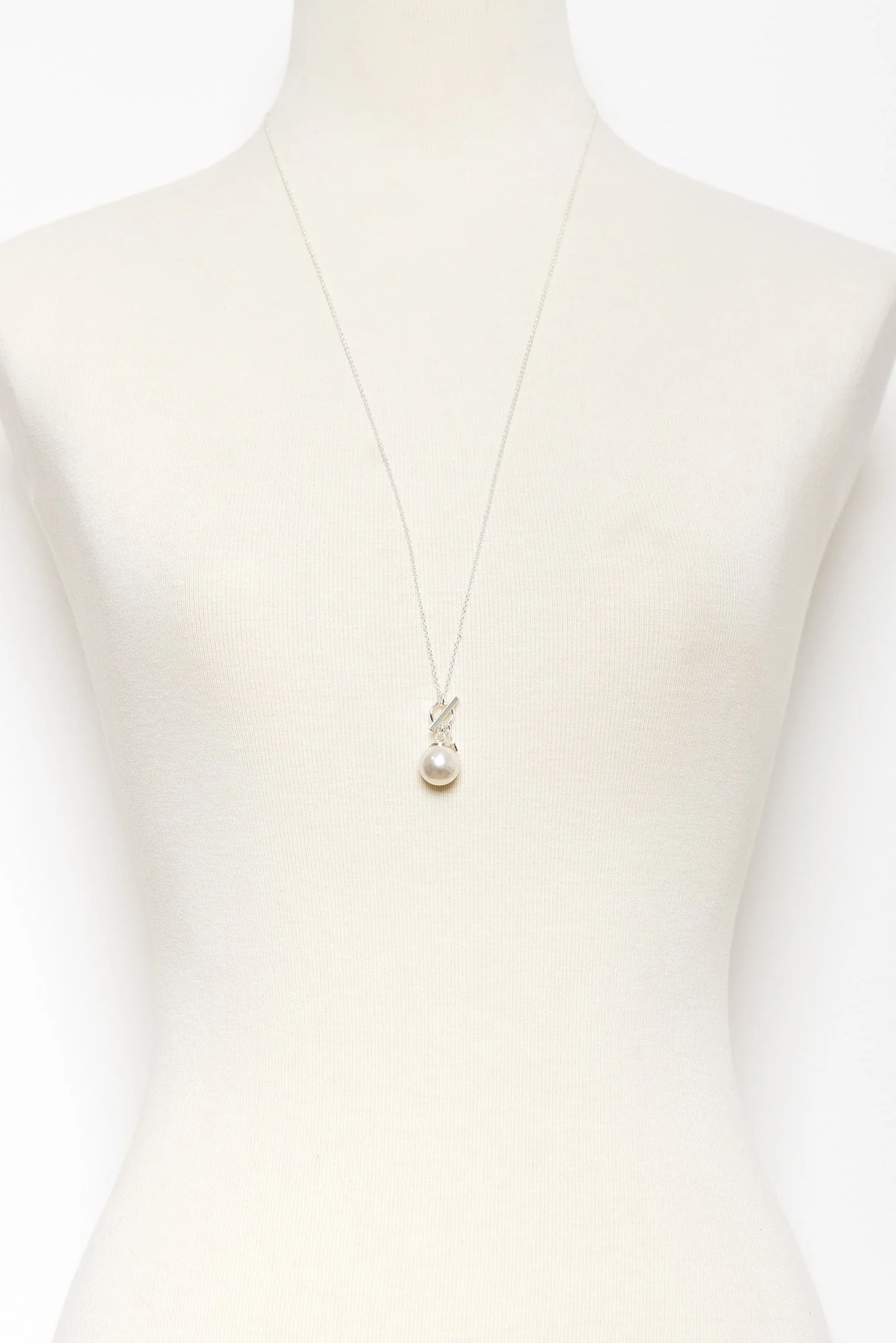 Kora Silver Pearl Necklace - Image 2