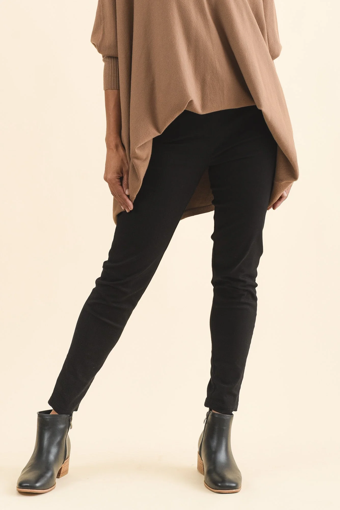 Laia Black Cotton Stretch Pants - Image 2