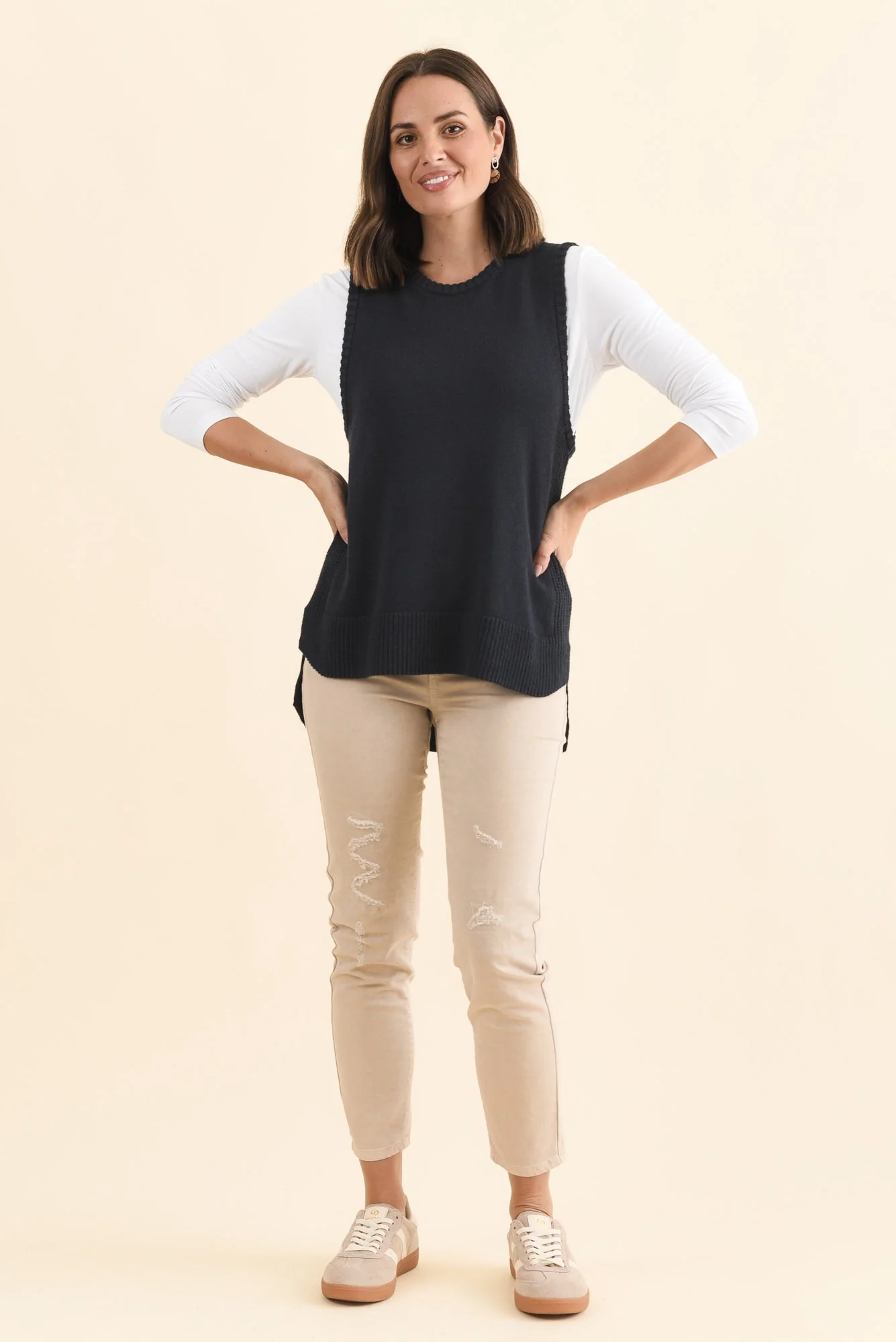 Laurell Navy Knit Crewneck Vest - Image 2