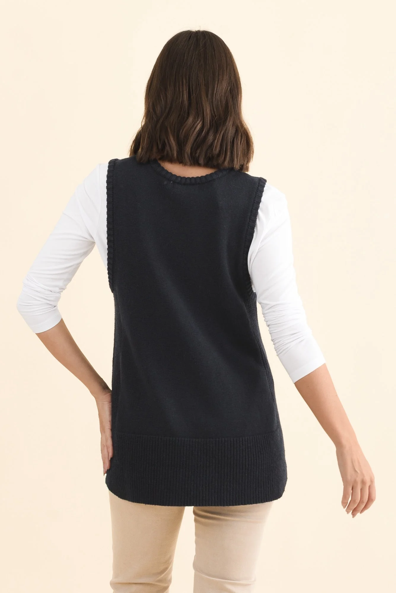 Laurell Navy Knit Crewneck Vest - Image 4
