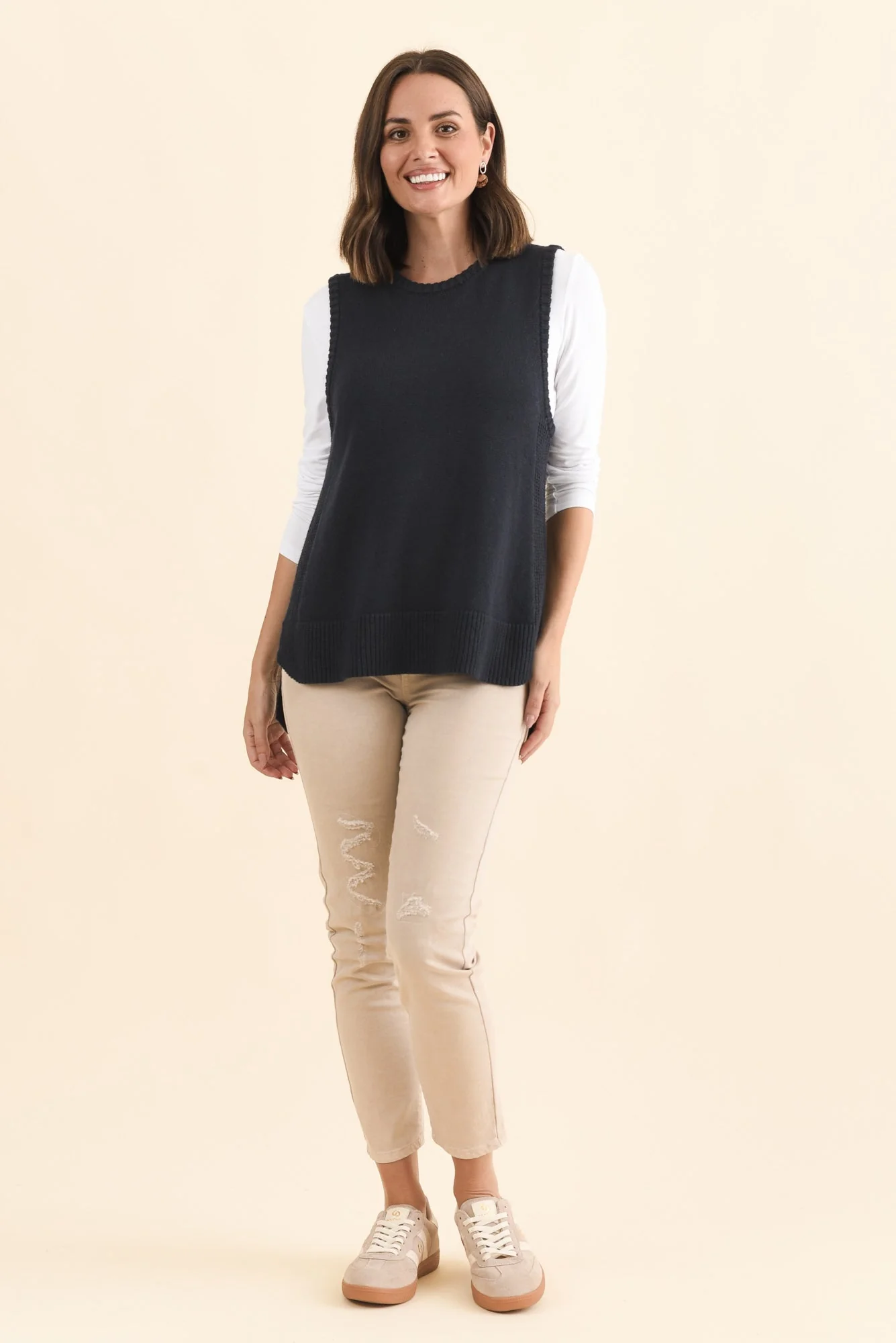 Laurell Navy Knit Crewneck Vest - Image 6