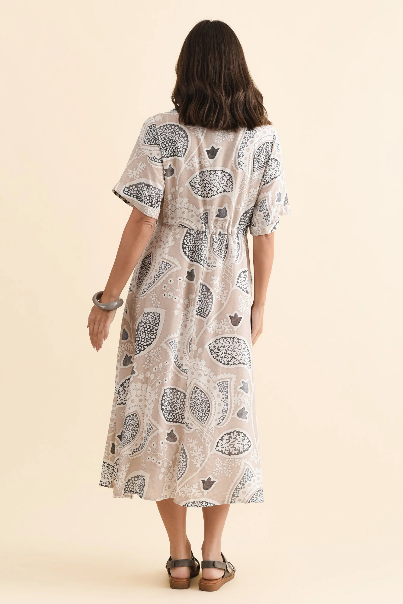 Leigh Beige Flower Tie Dress - Image 4