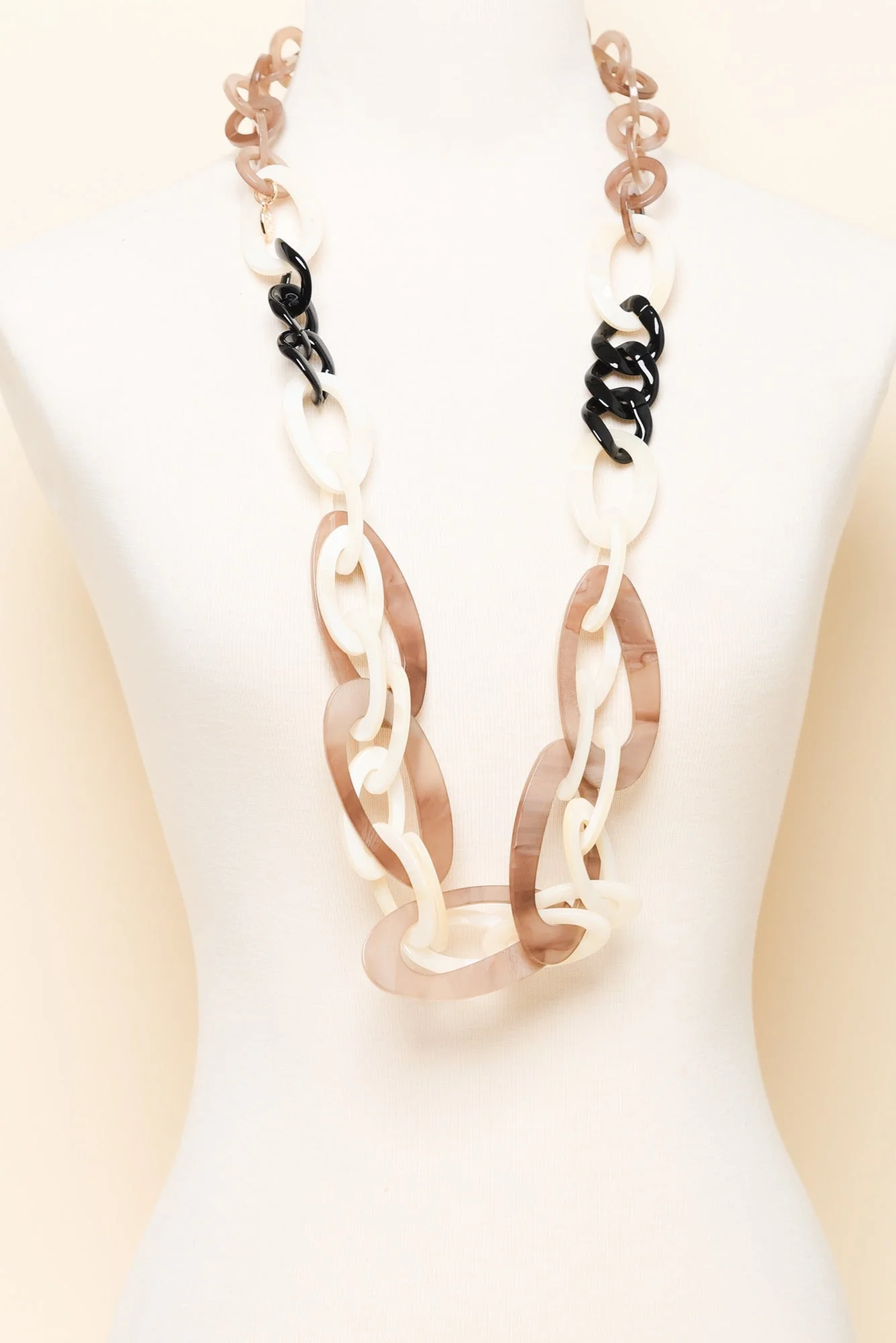 Lenne Cream Chain Necklace - Image 2