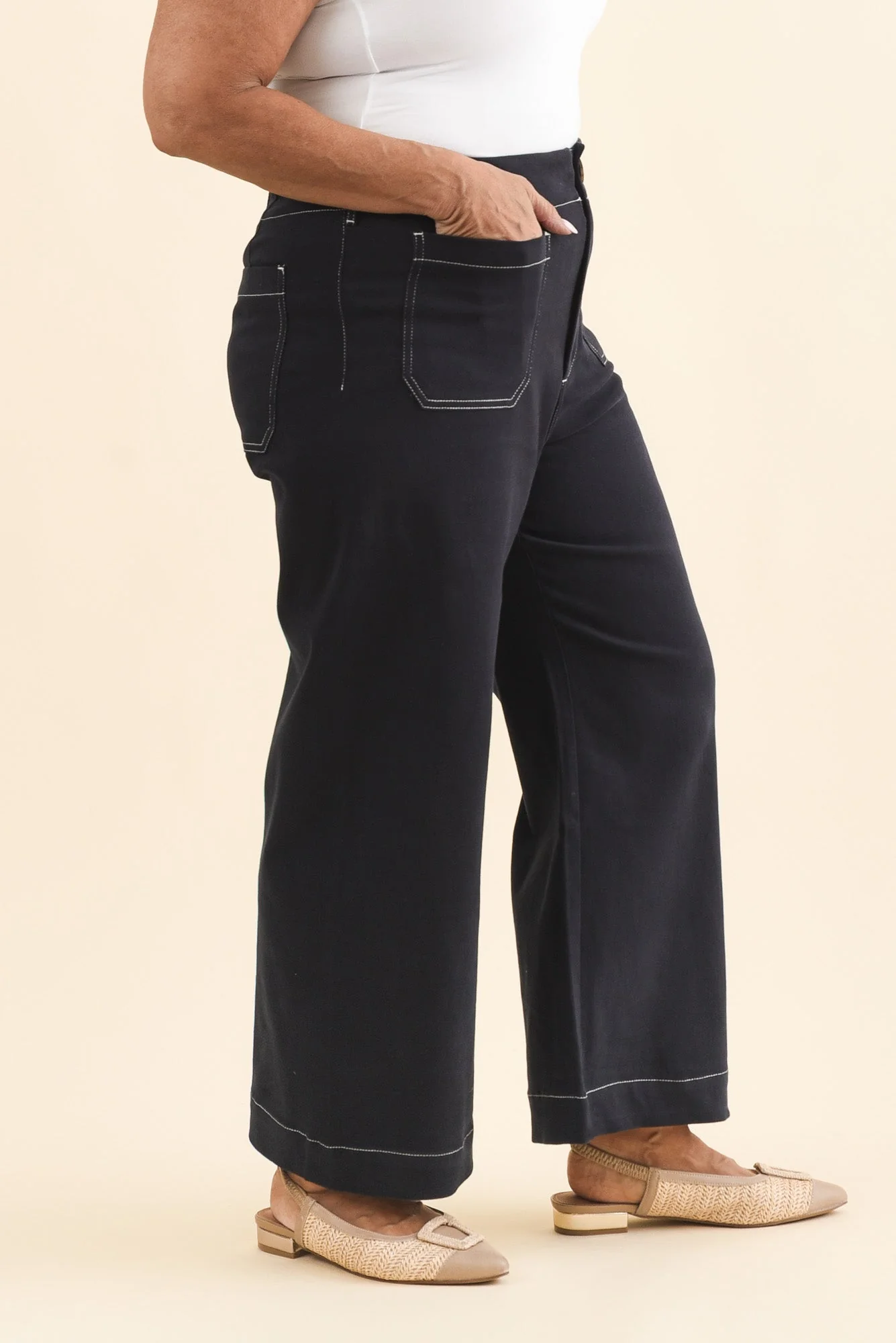 Lenon Dark Blue Denim Cropped Jeans - Image 3