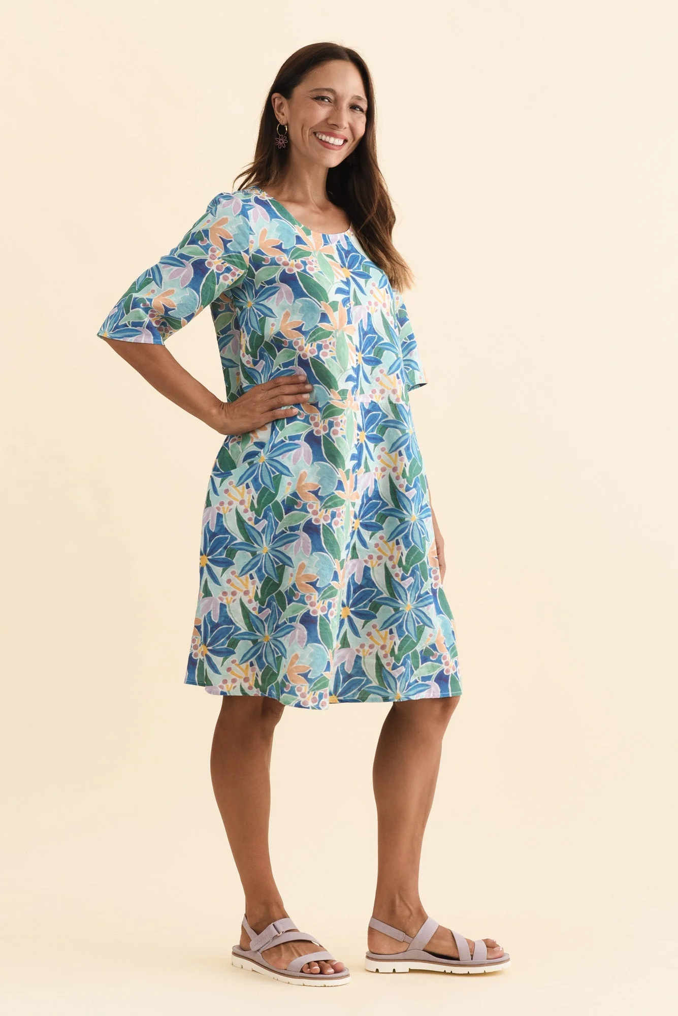 Lilibet Blue Garden Cotton Pocket Dress - Image 4