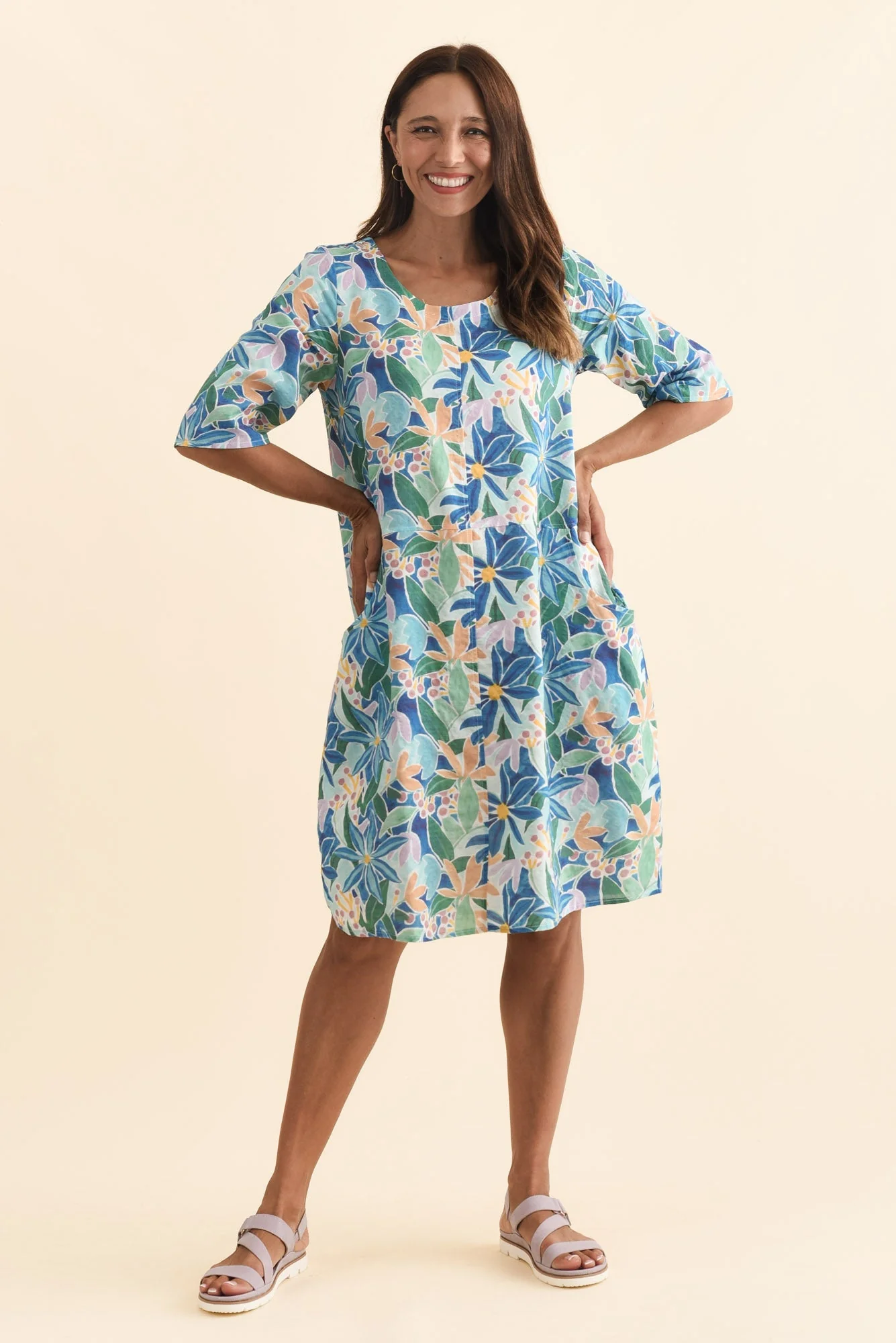 Lilibet Blue Garden Cotton Pocket Dress - Image 7