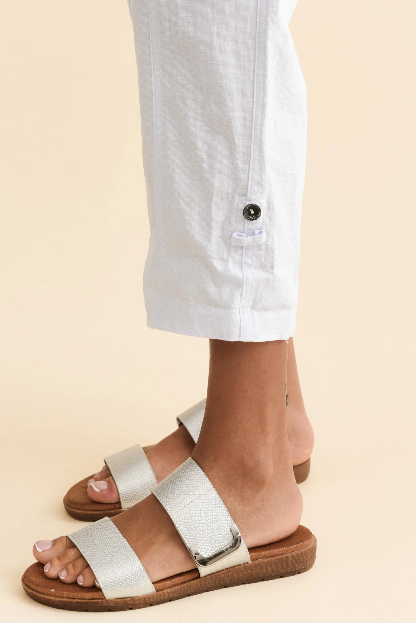 Lindsay White 7/8 Cargo Pants - Image 6