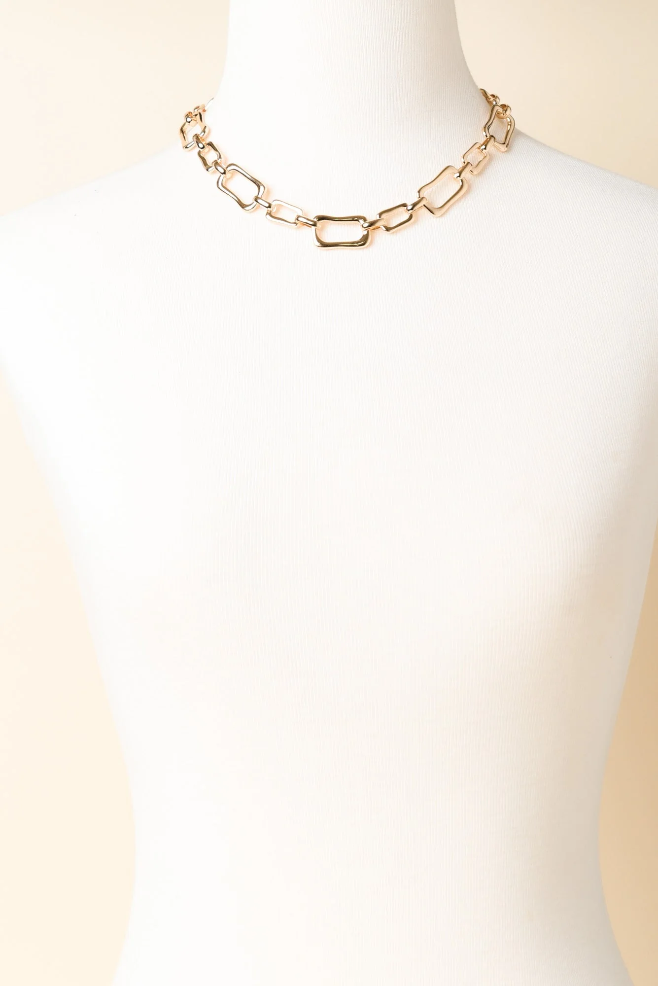 Loni Gold Chain Necklace - Image 2