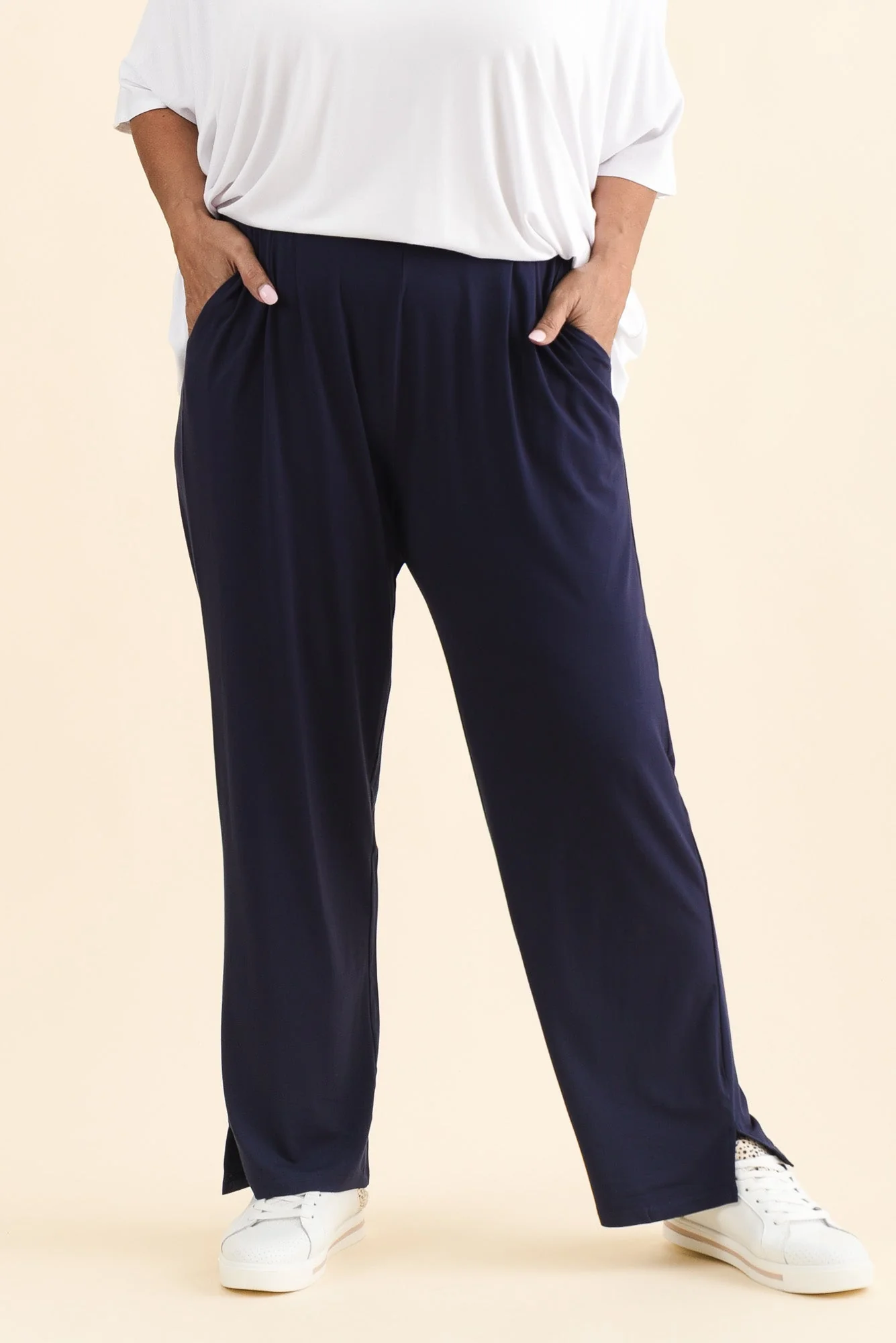 Lopez Navy Pocket Pants - Image 9