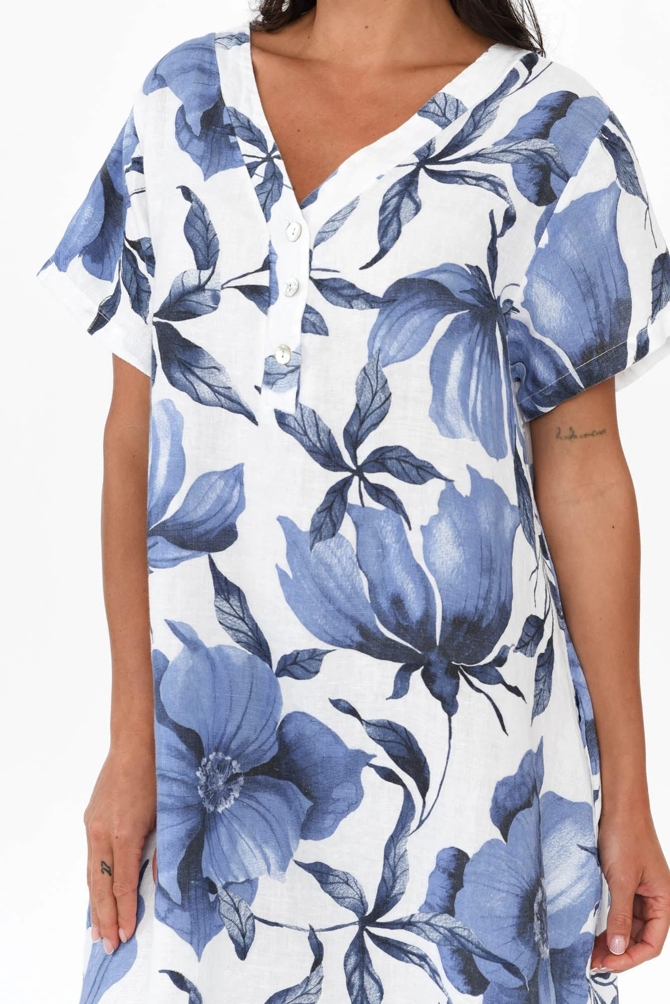 Louisiana White Floral Button Dress - Image 5