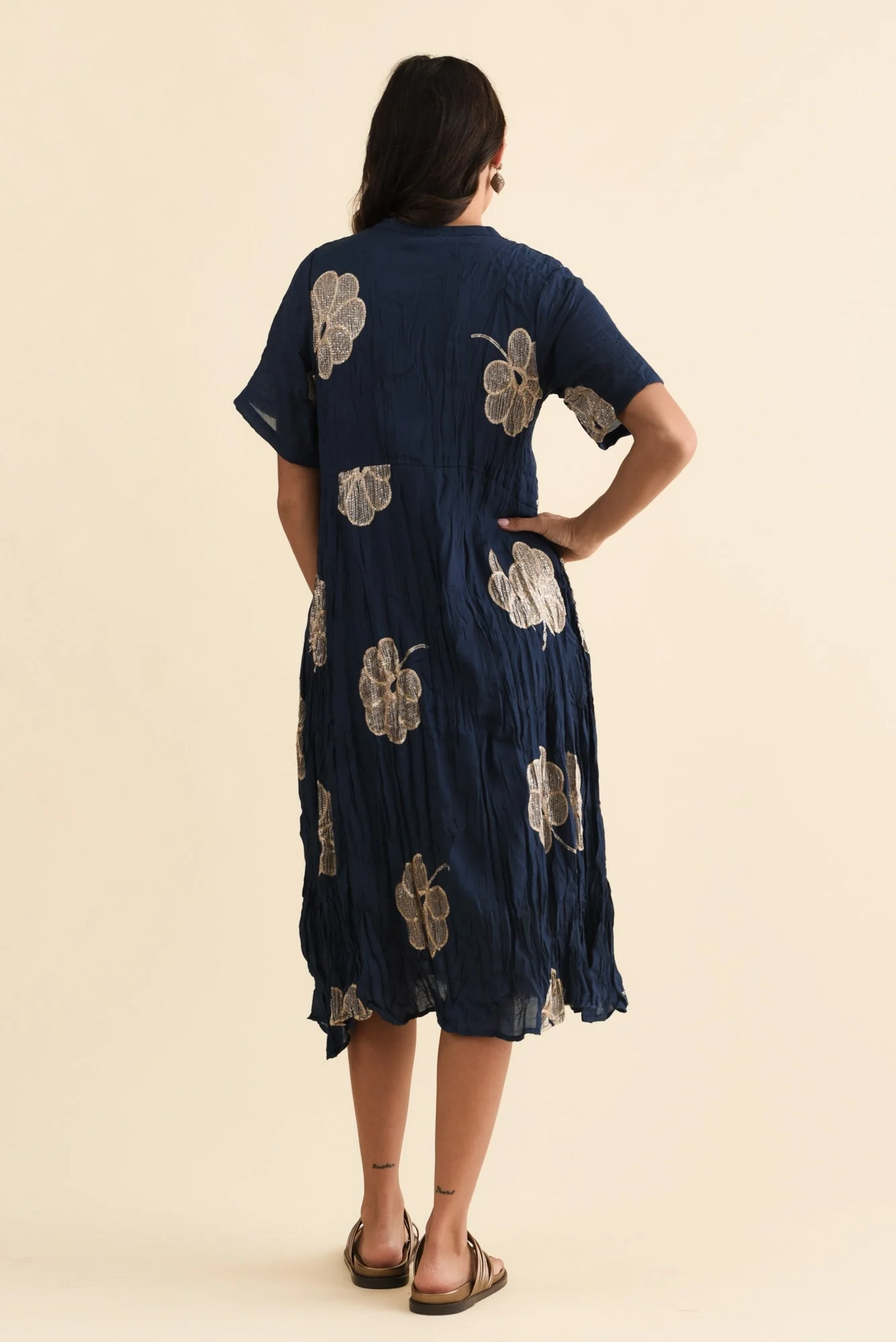 Lucy Navy Flower Pocket Dress - Image 4