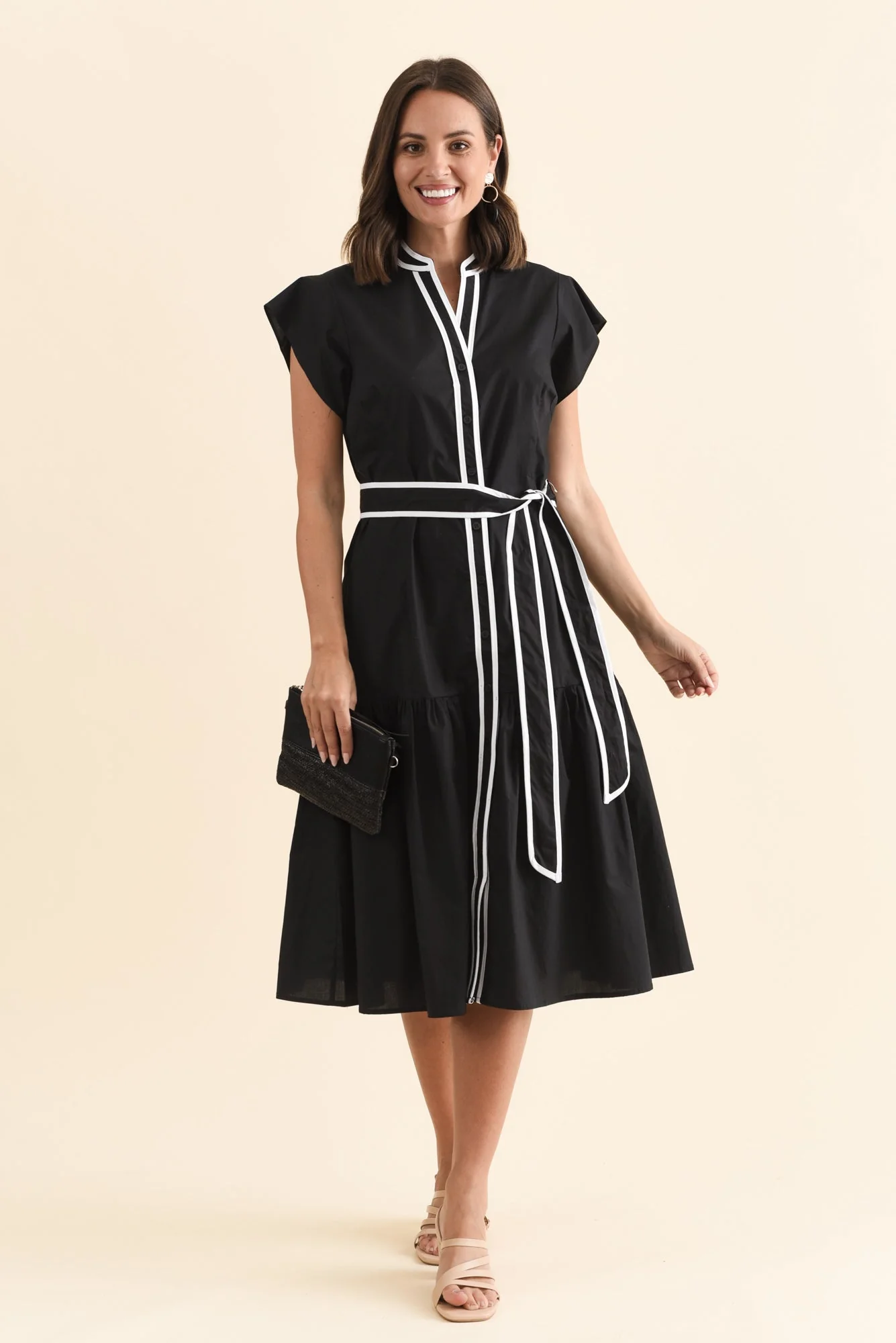 Mari Black Contrast Cotton Tie Dress - Image 2