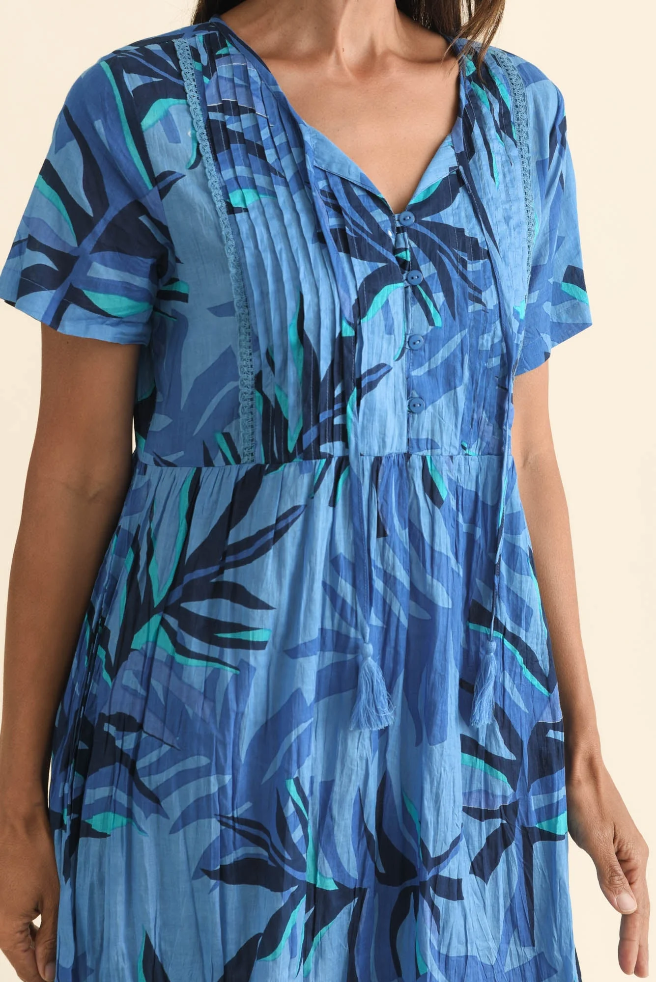 Marisol Blue Leaf Crinkle Cotton Dress - Image 6