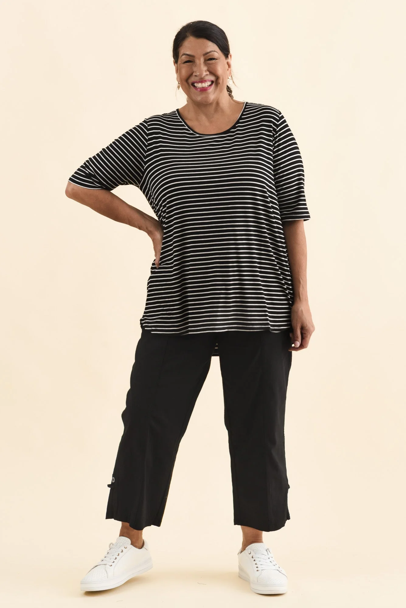 Maya Black Stripe Half Sleeve Tee - Image 8