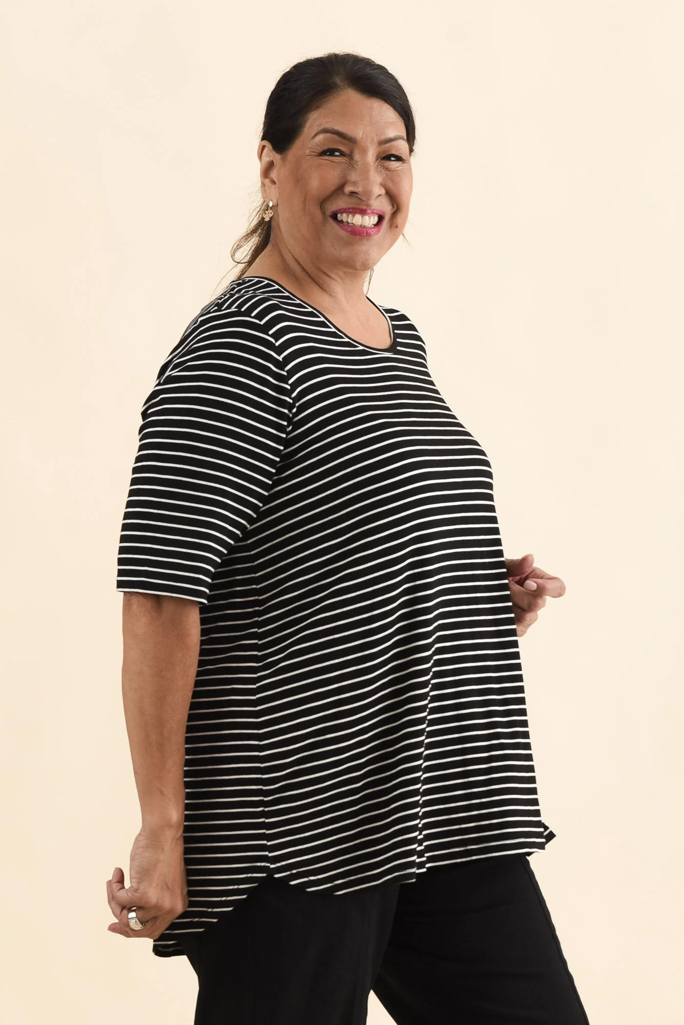 Maya Black Stripe Half Sleeve Tee - Image 9