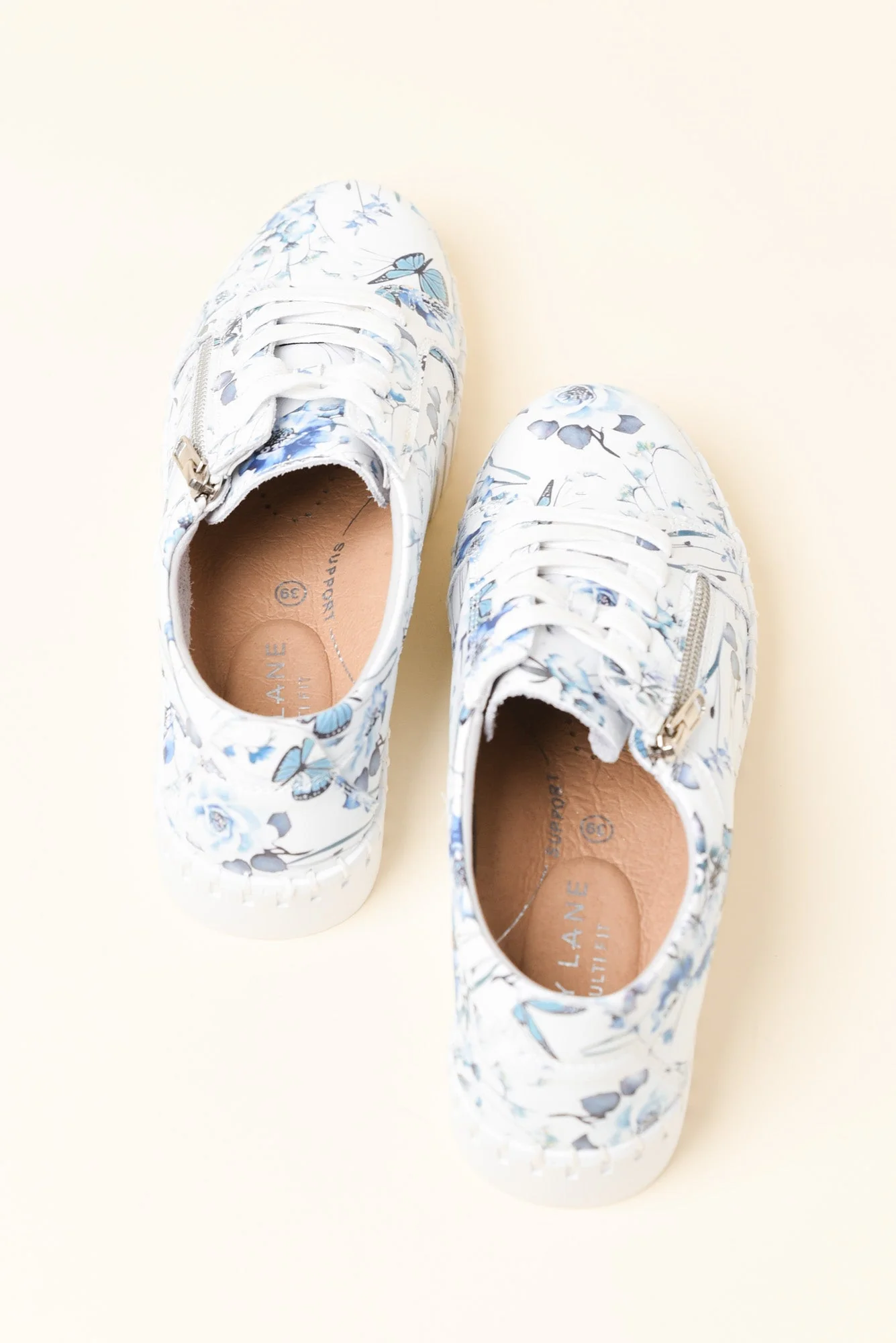 Merusa Blue Floral Leather Platform Sneaker - Image 4