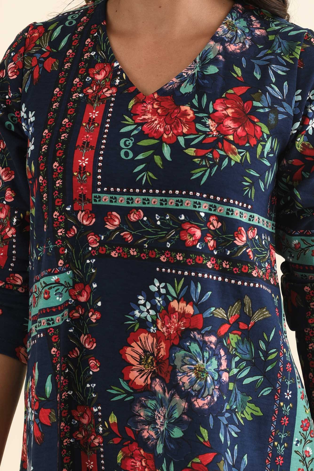 Miki Navy Floral Top - Image 5
