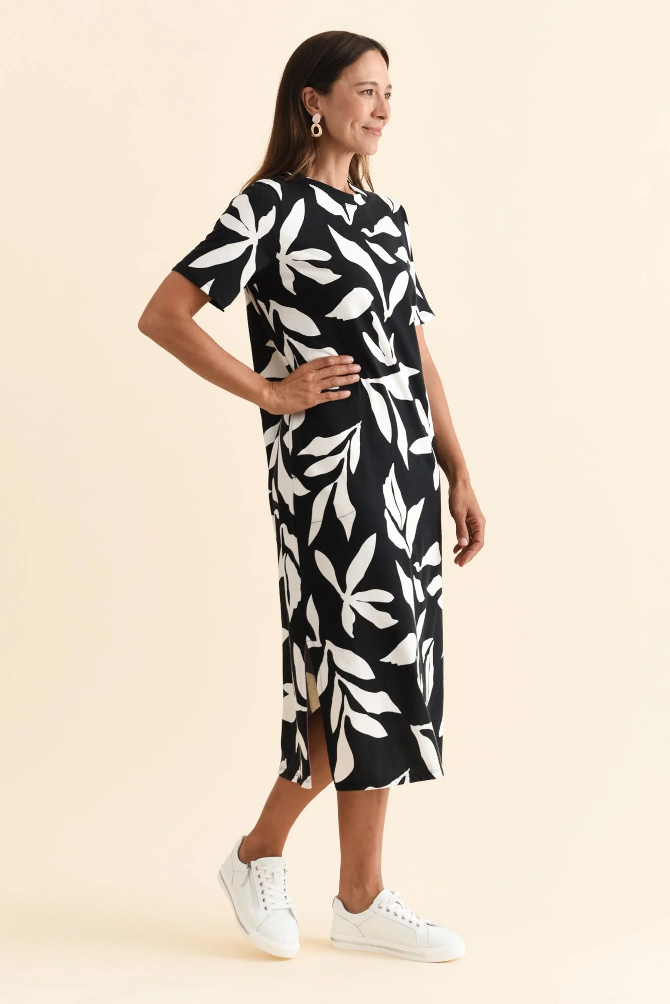 Mimosa Black Leaf Cotton Tee Dress - Image 4