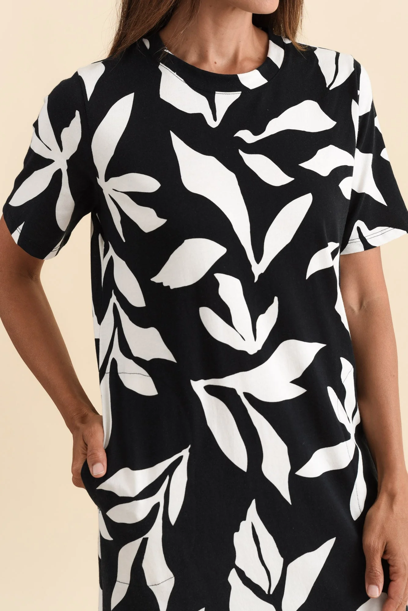 Mimosa Black Leaf Cotton Tee Dress - Image 6