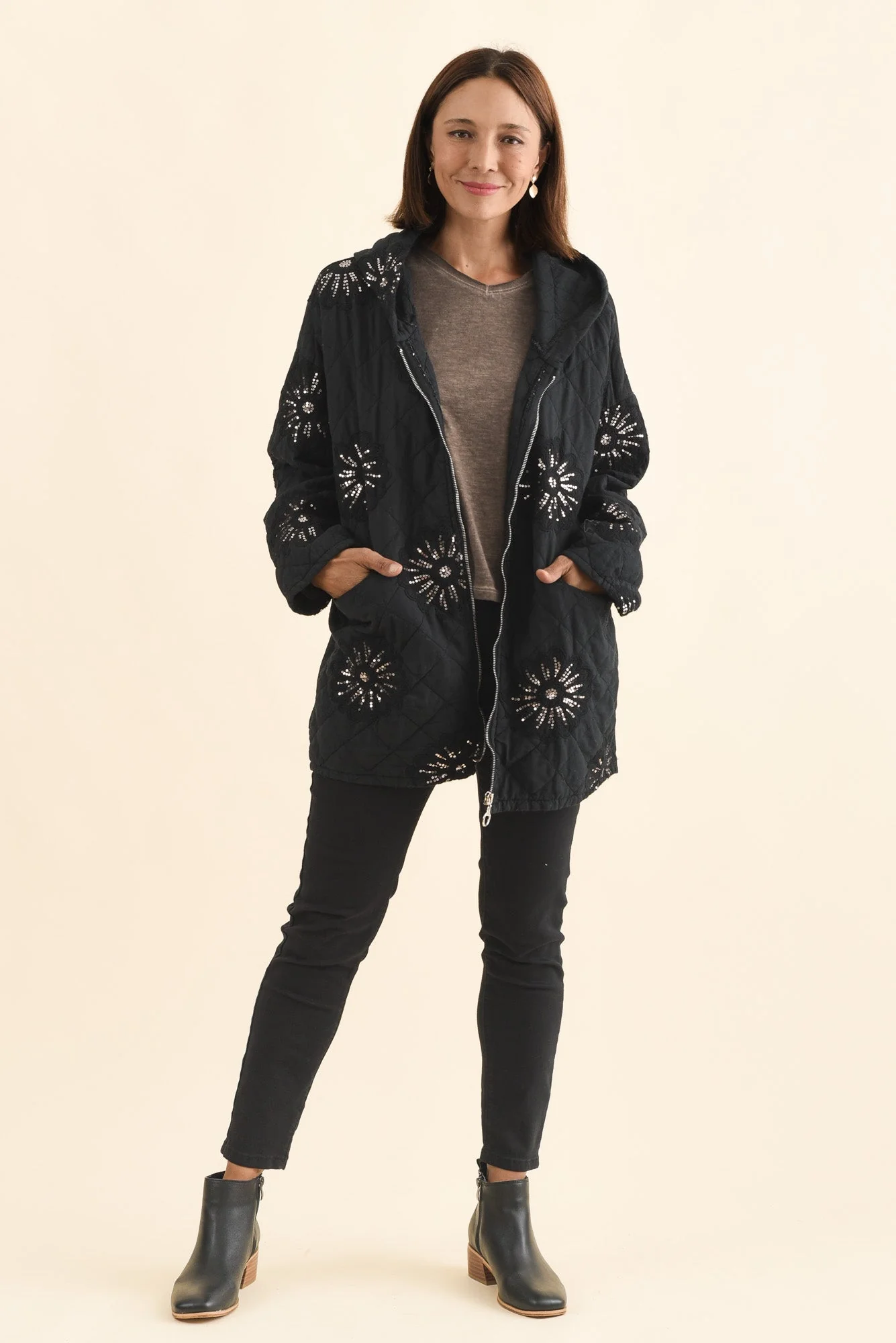 Mintaro Black Sequin Quilted Jacket - Image 6