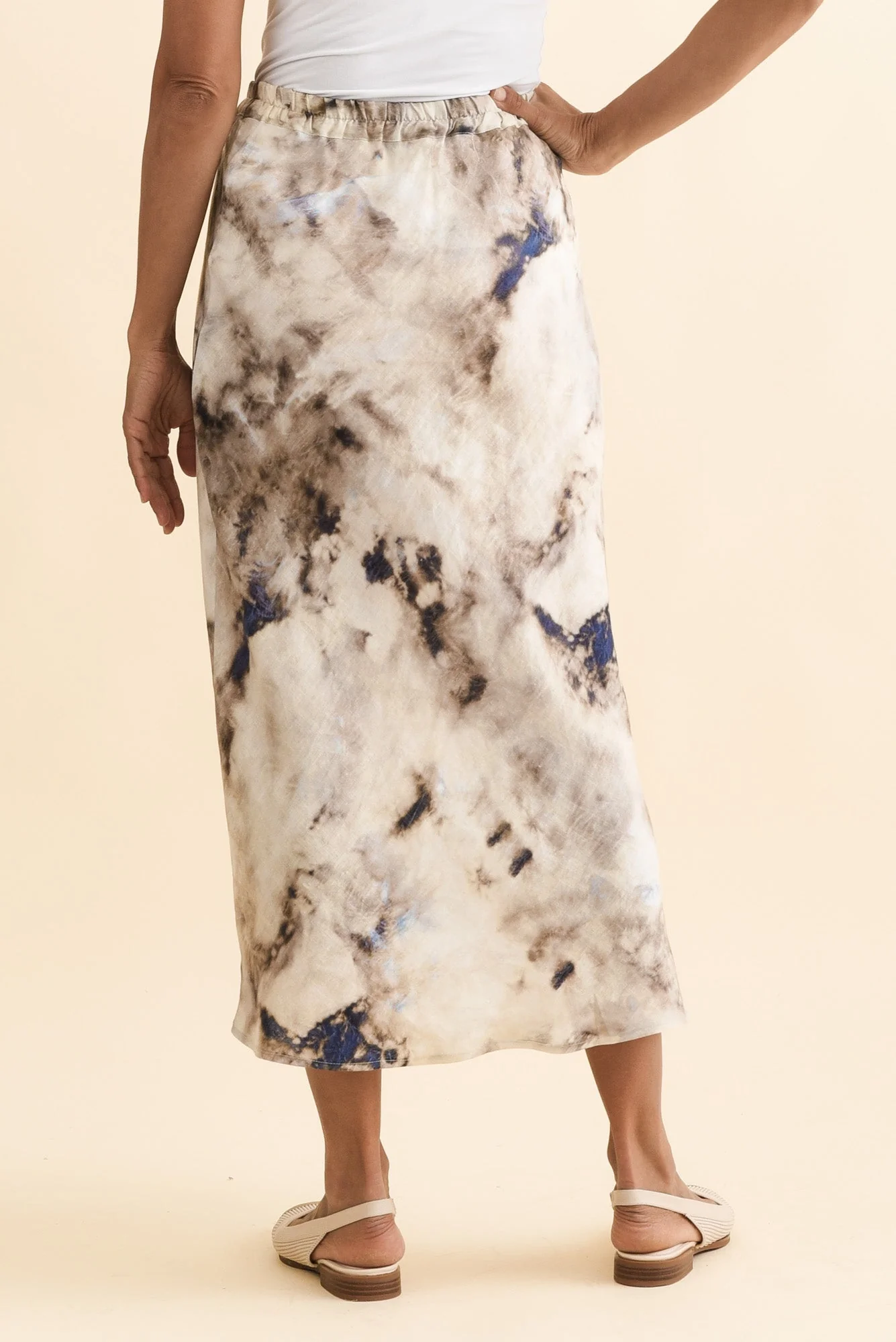 Modena Taupe Abstract Linen Midi Skirt - Image 4
