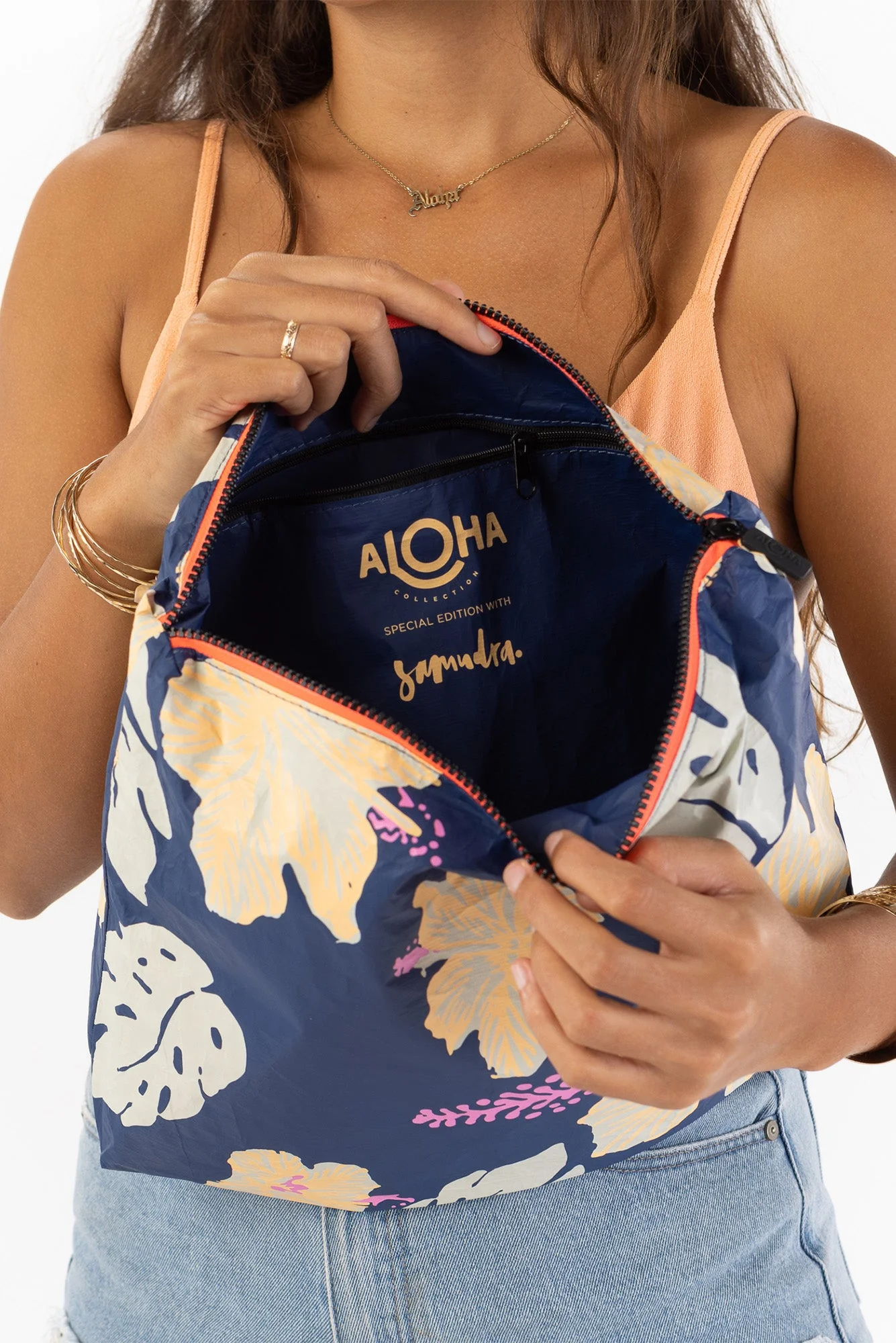 Navy Tropical Max Splash Proof Pouch - Image 2