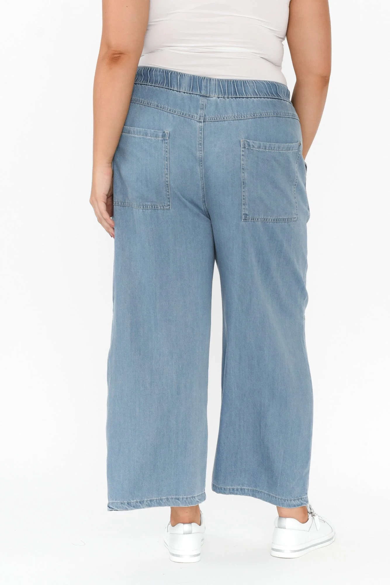 Neve Light Blue Lyocell Drawstring Pants - Image 15