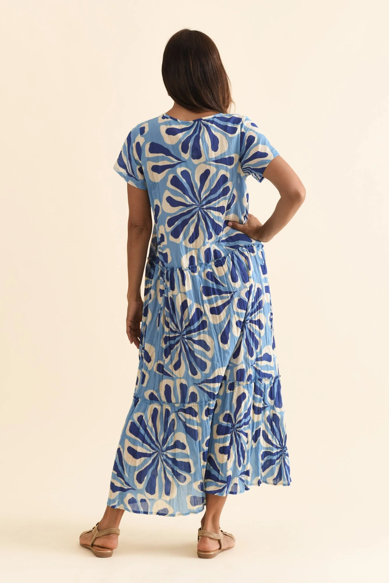 Nona Blue Daisy Crinkle Cotton Maxi Dress - Image 4