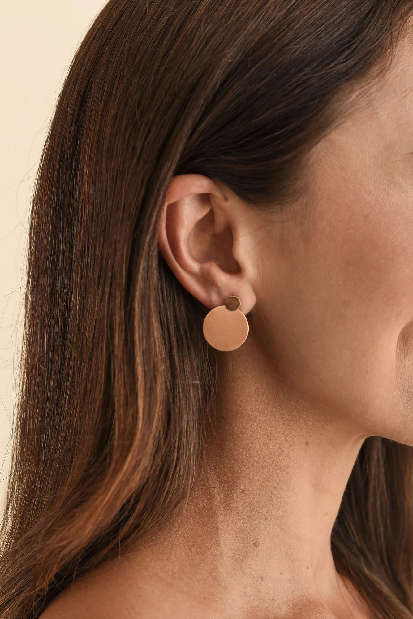 Norabel Gold Disc Earrings - Image 2