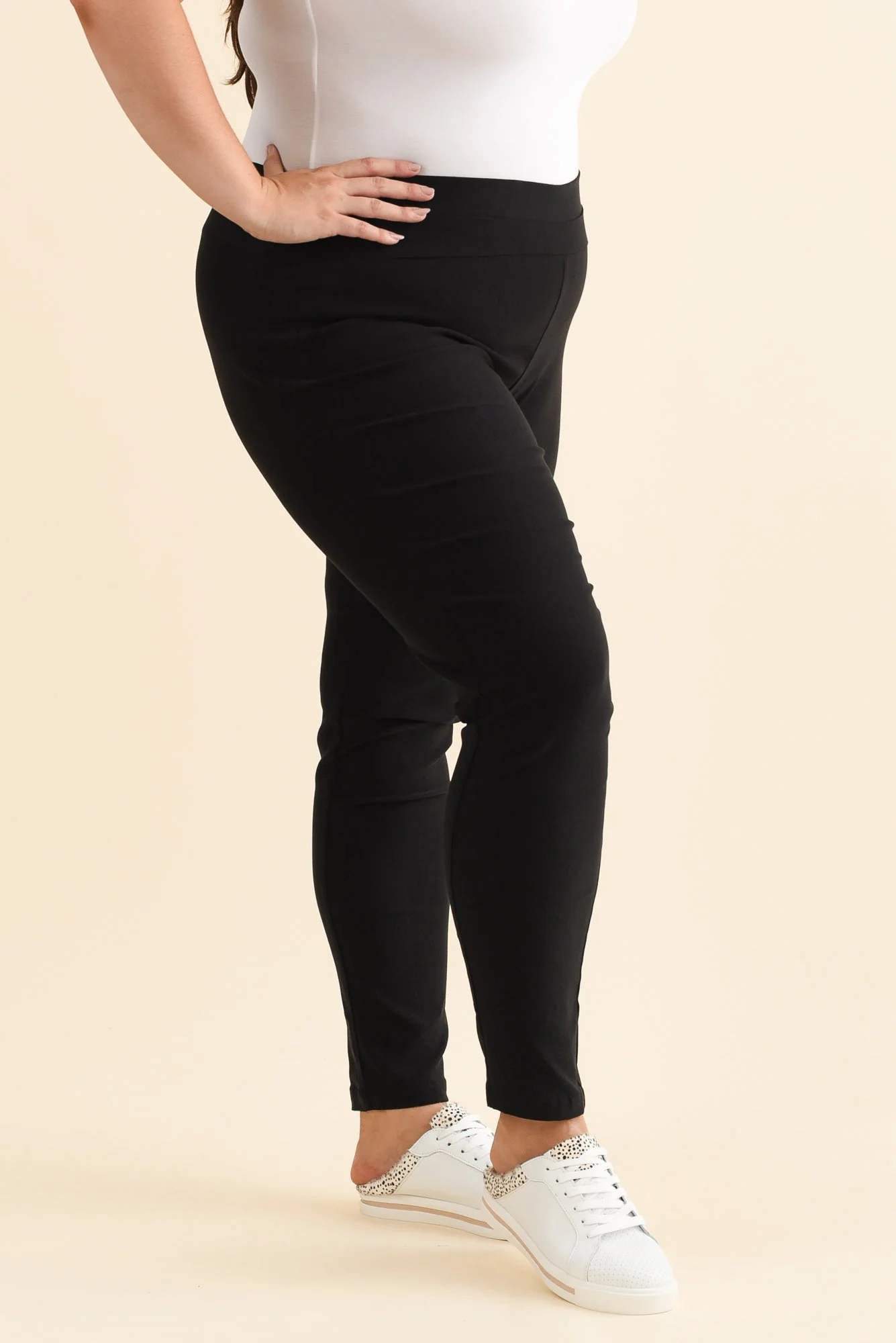 Olympia Black Straight Pants - Image 13