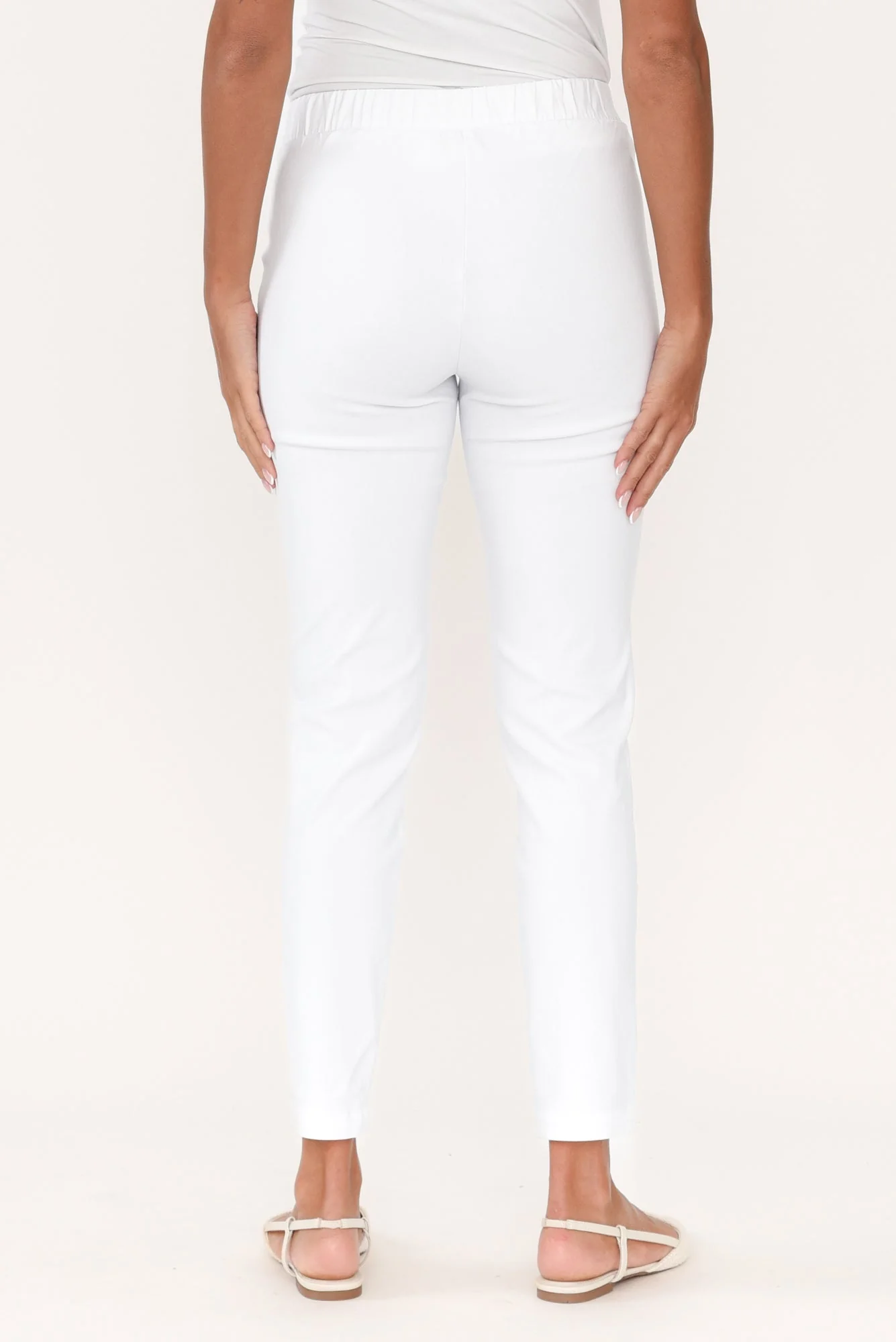 Olympia White Straight 7/8 Pants - Image 5